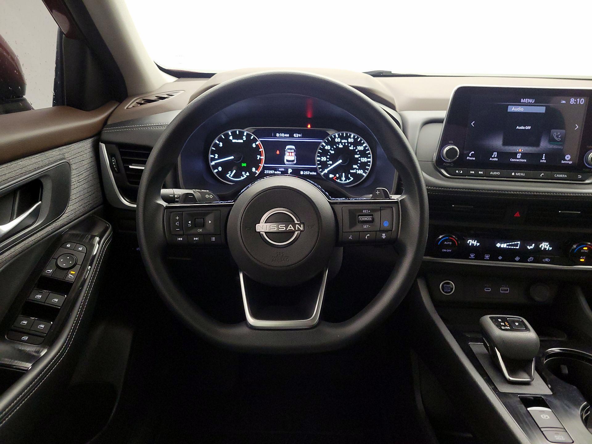 Thumbnail: 2023 Nissan Rogue - 10