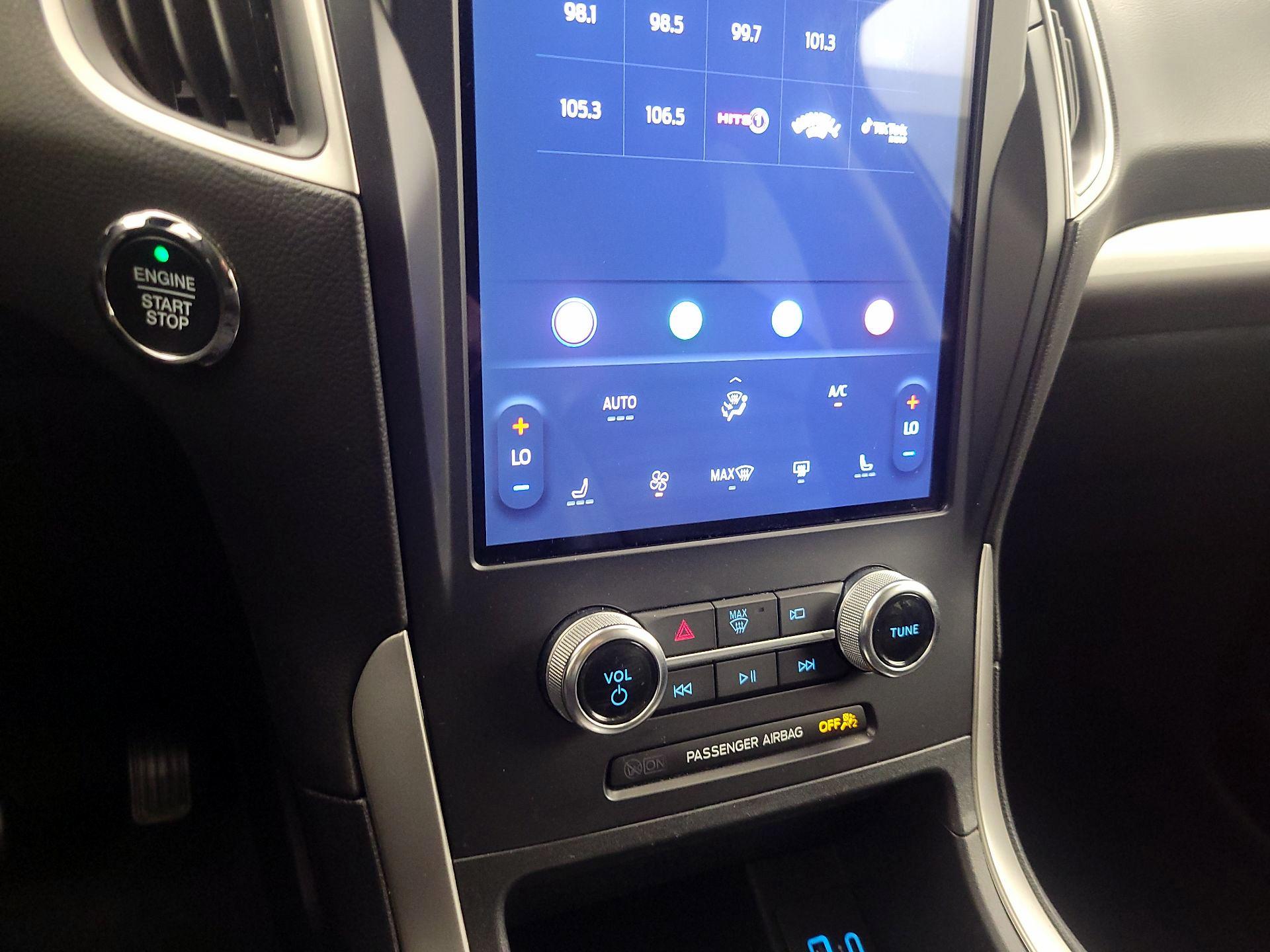 Thumbnail: 2024 Ford Edge - 17