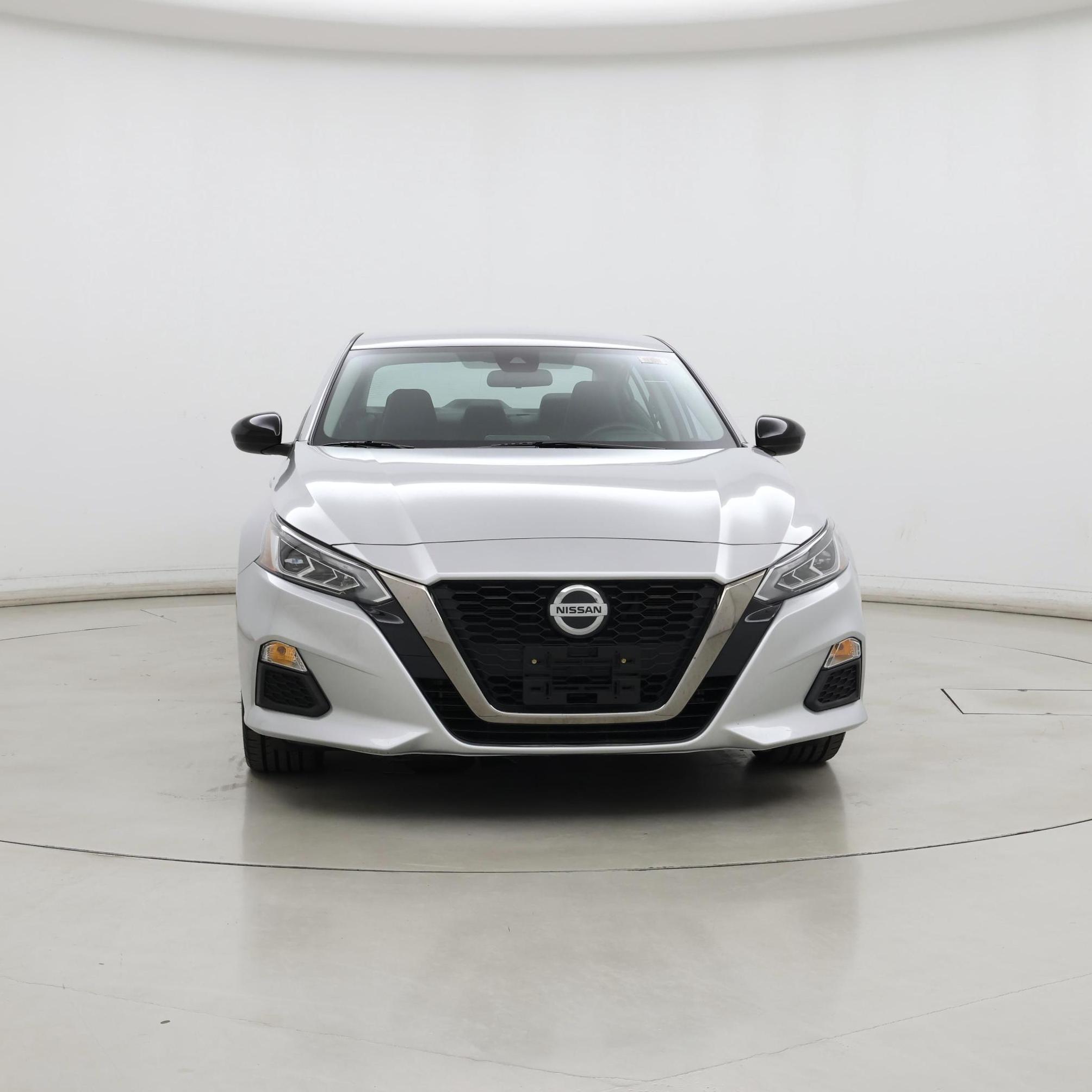 Thumbnail: 2020 Nissan Altima - 5