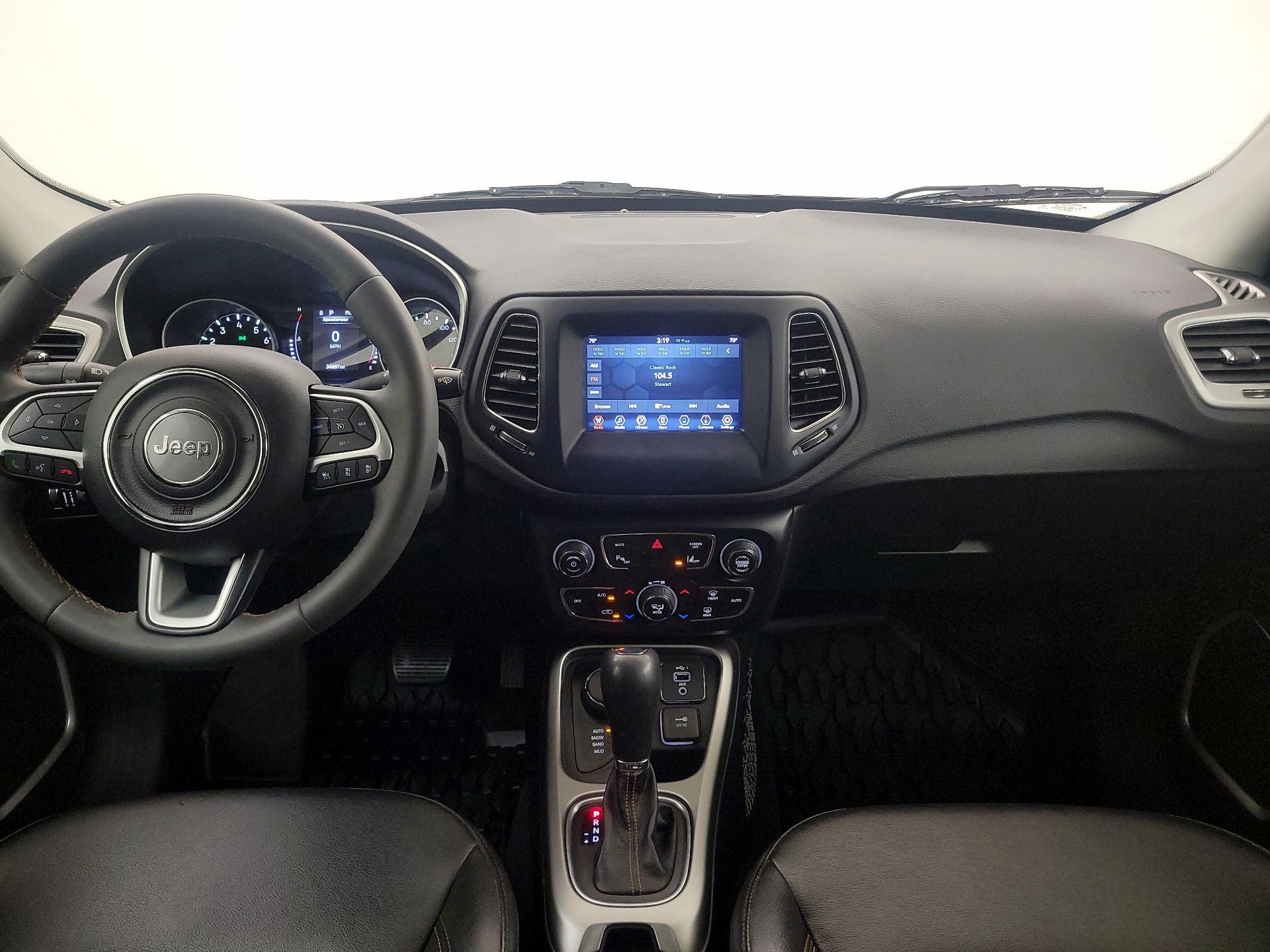 Thumbnail: 2021 Jeep Compass - 9