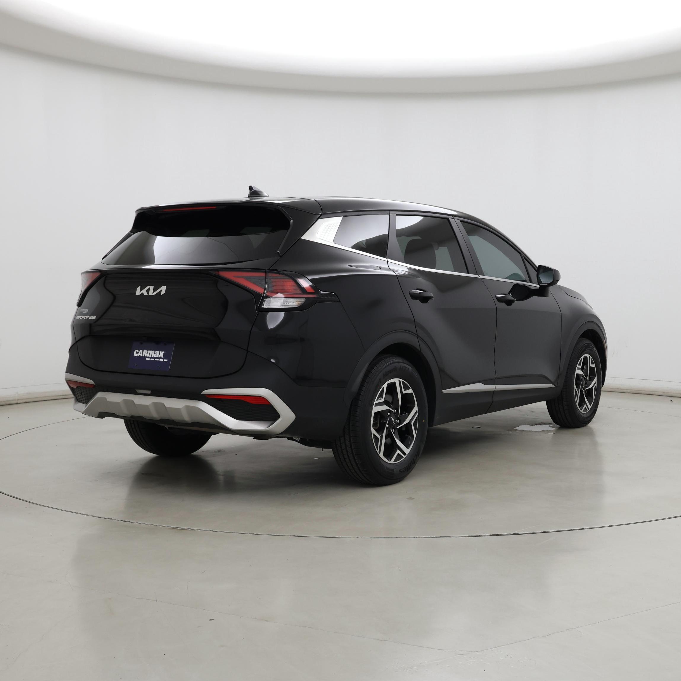 Thumbnail: 2023 Kia Sportage - 8