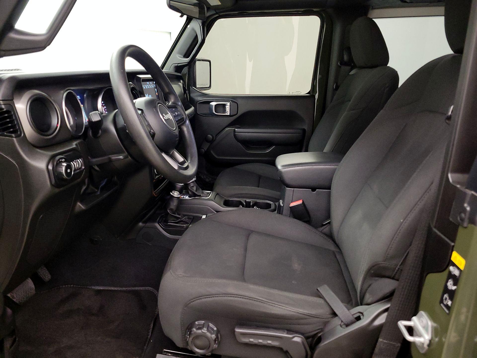 Thumbnail: 2021 Jeep Wrangler - 11