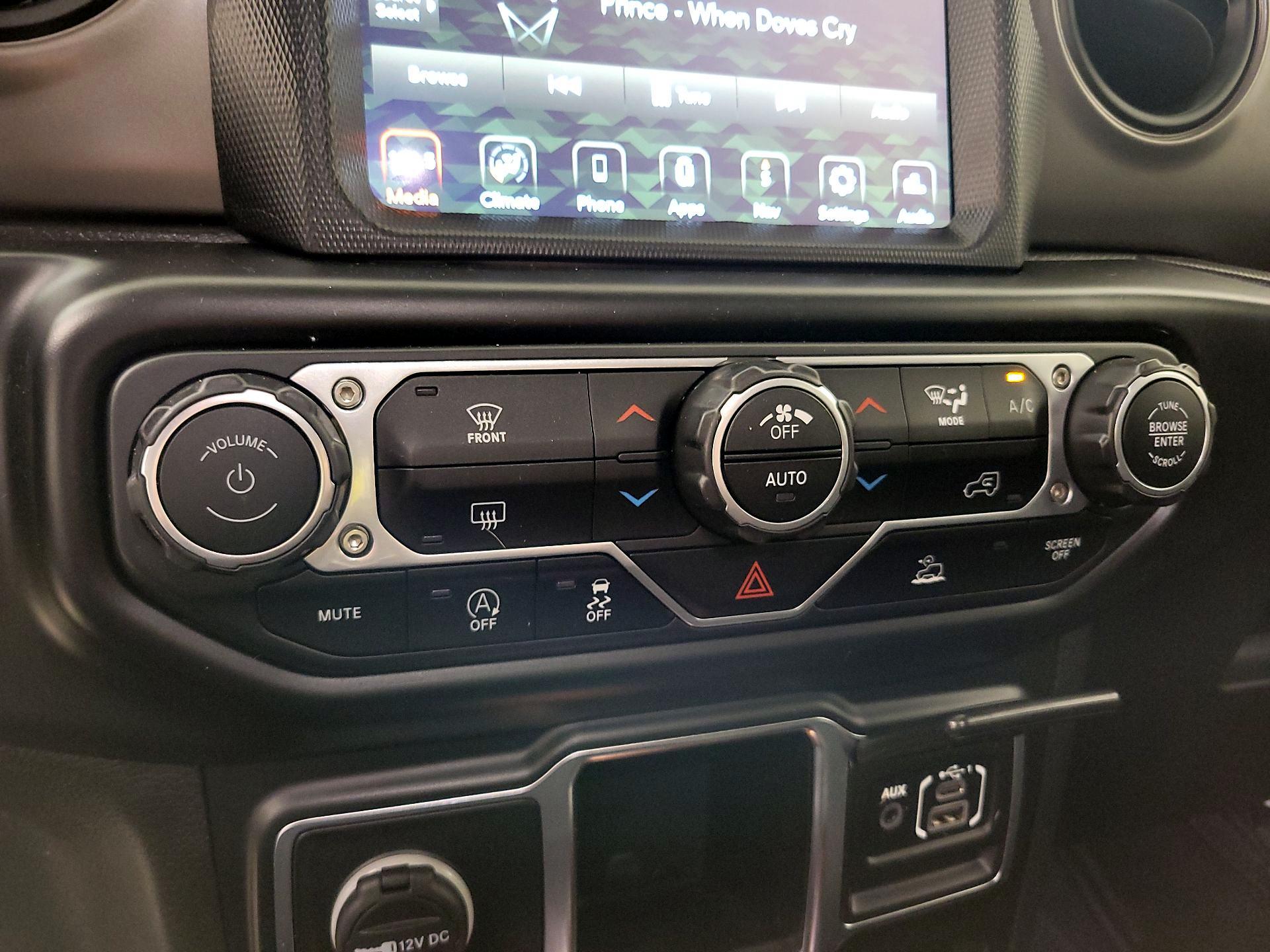 Thumbnail: 2021 Jeep Wrangler - 17