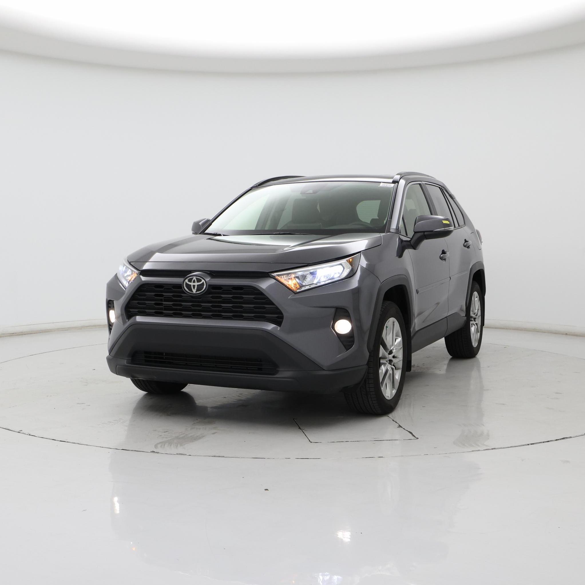 Thumbnail: 2019 Toyota RAV4 - 4