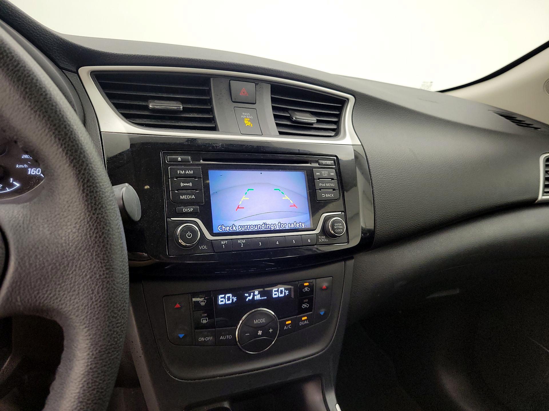 Thumbnail: 2018 Nissan Sentra - 13