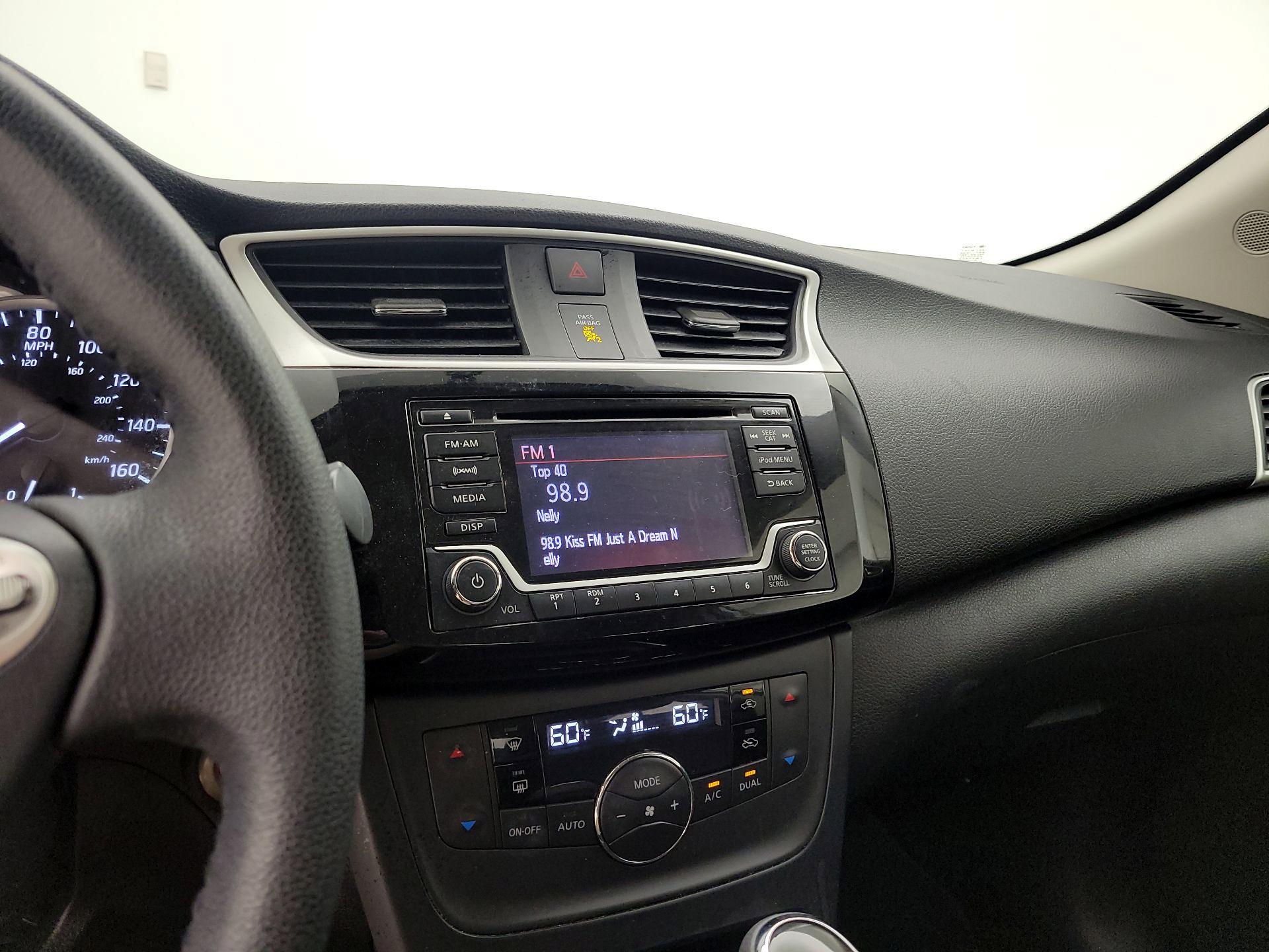 Thumbnail: 2018 Nissan Sentra - 14