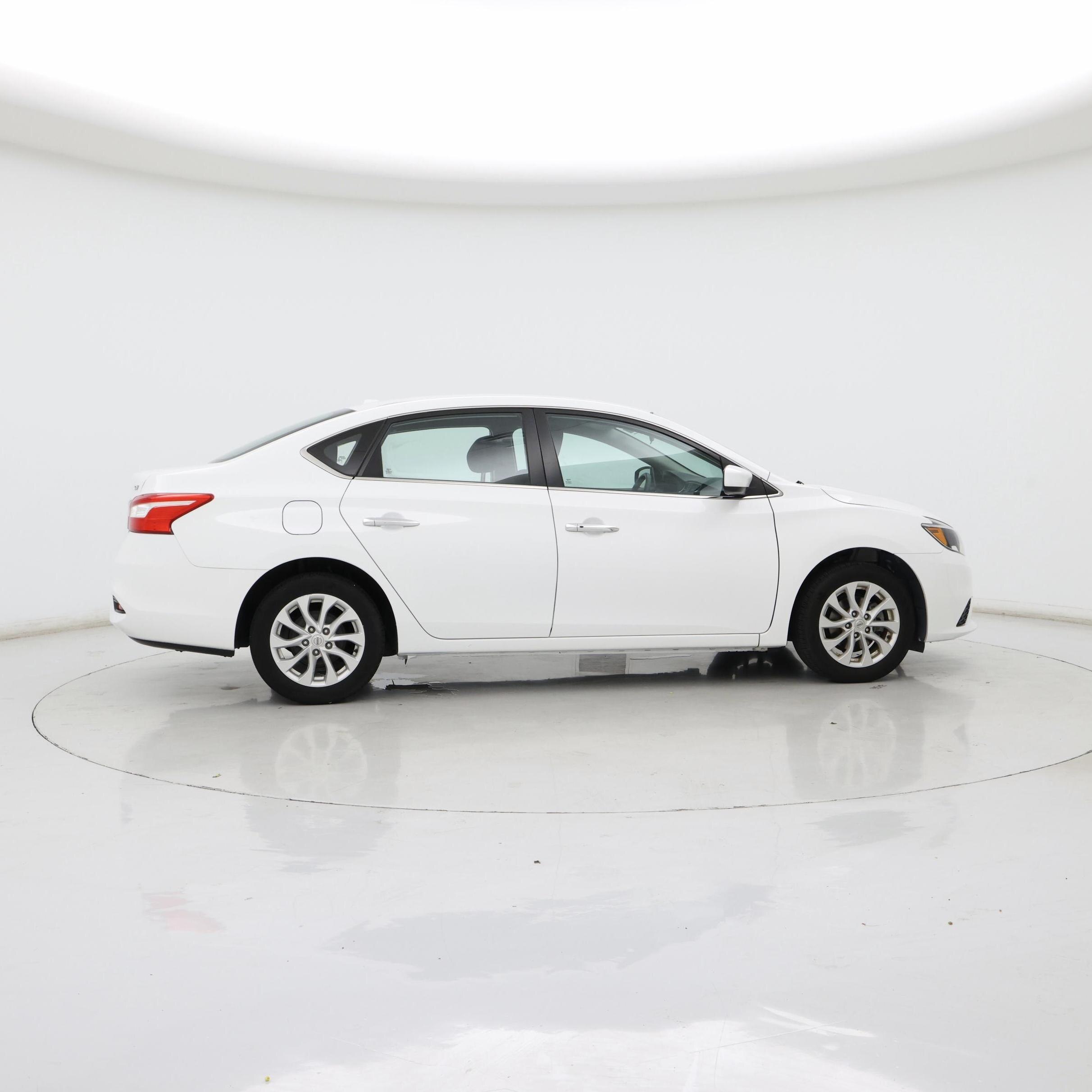 Thumbnail: 2018 Nissan Sentra - 7