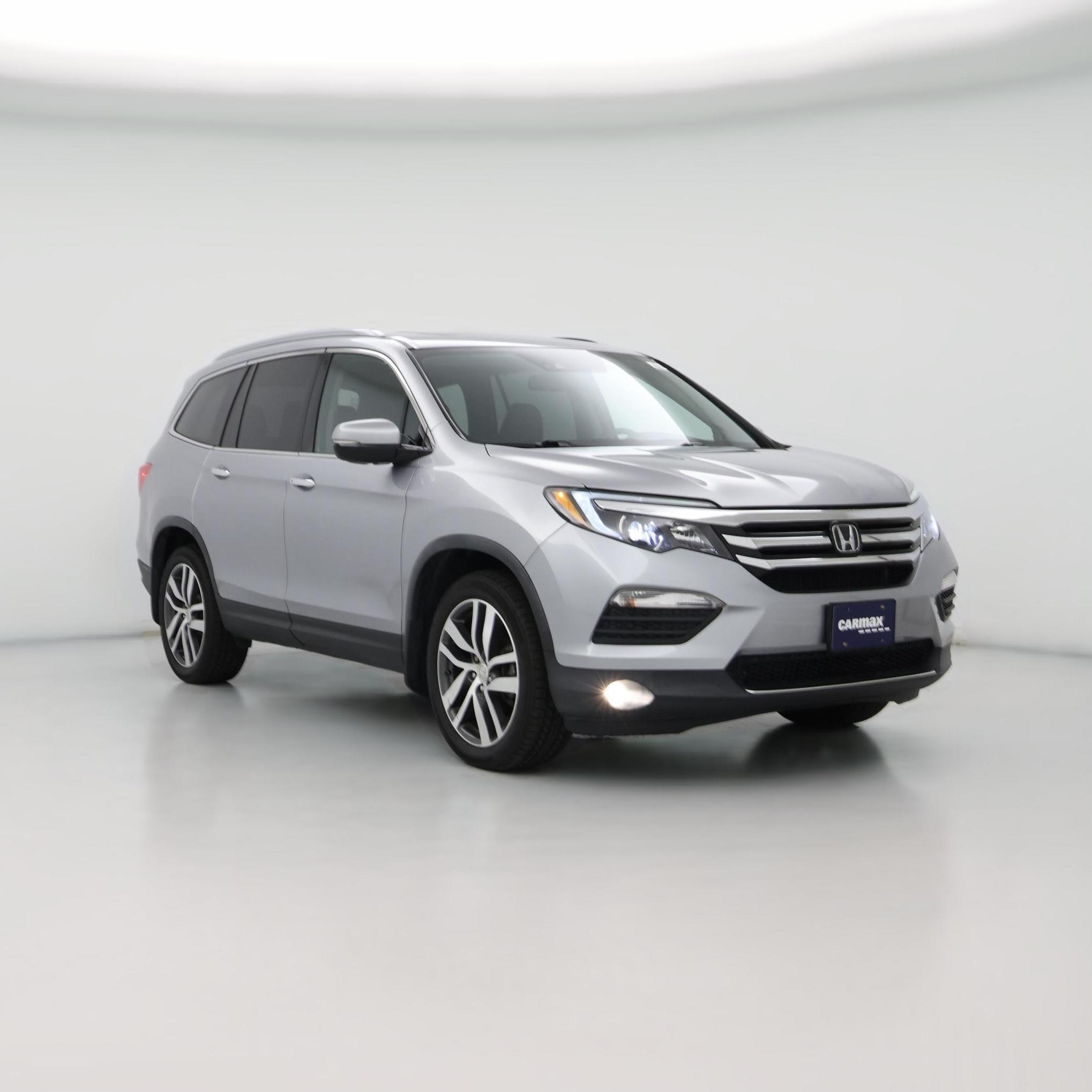 Thumbnail: 2017 Honda Pilot - 1