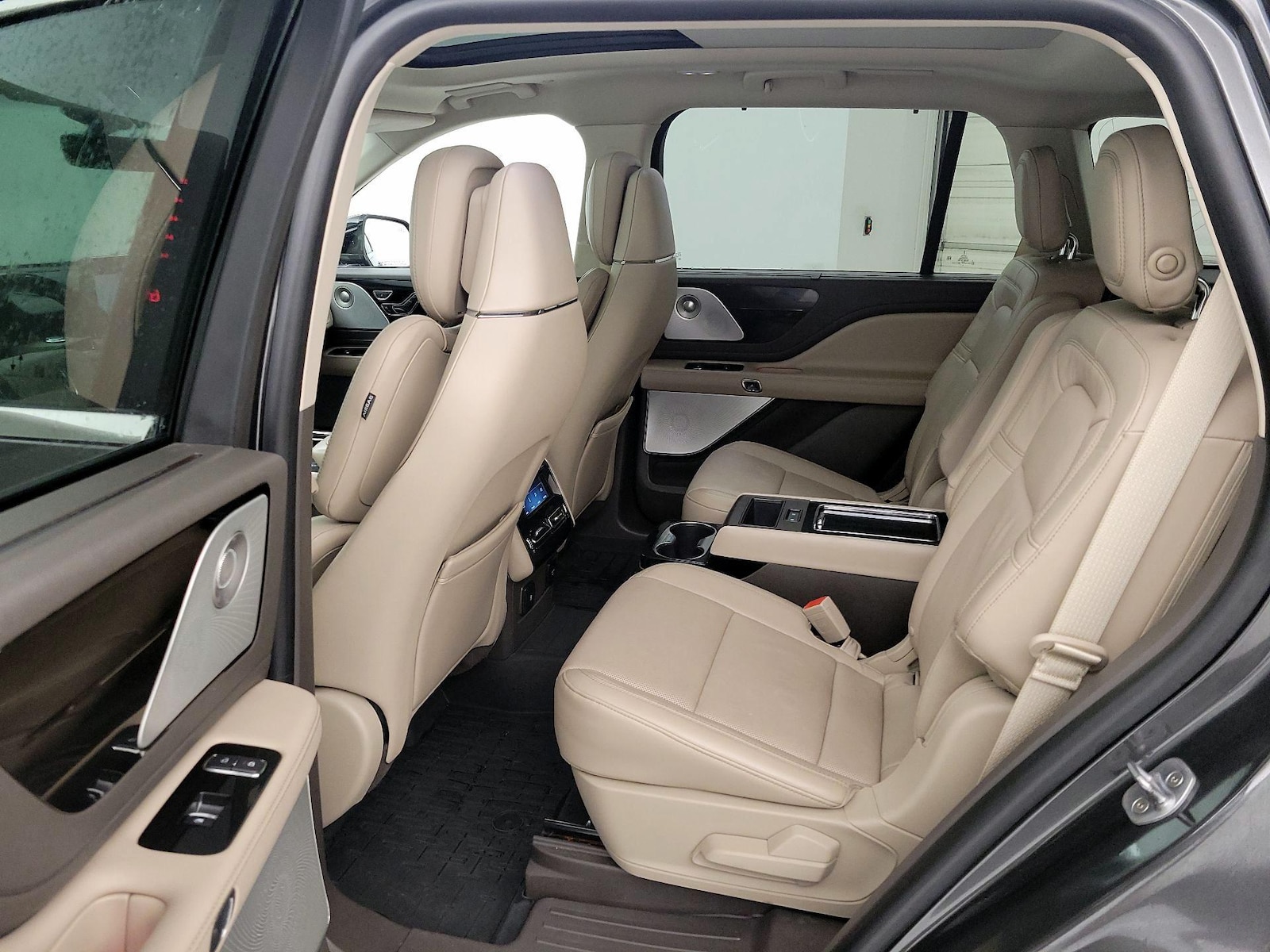 Rear Air Conditioning