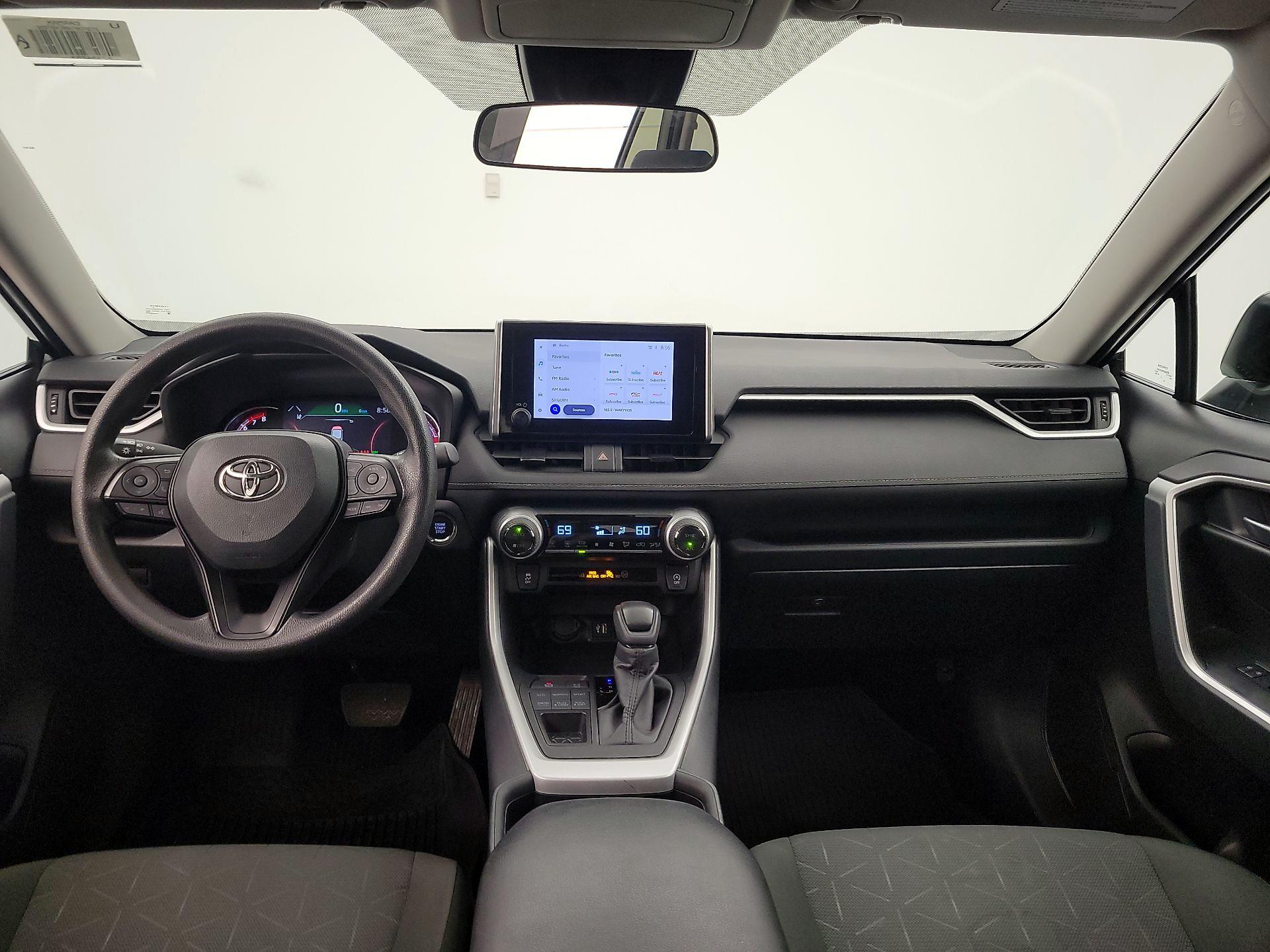 Thumbnail: 2024 Toyota RAV4 - 9