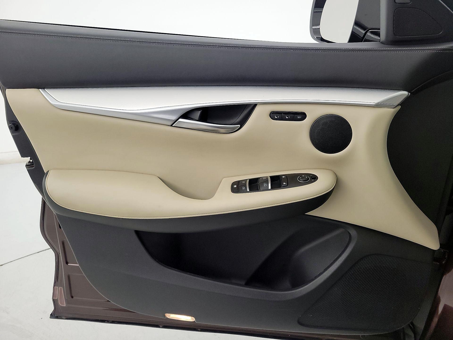 Thumbnail: 2020 INFINITI QX50 - 12