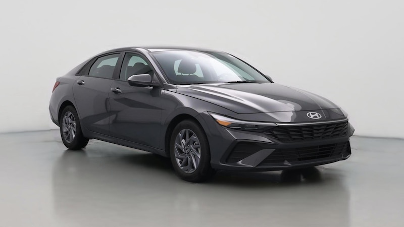 2024 Hyundai Elantra SEL Hero Image
