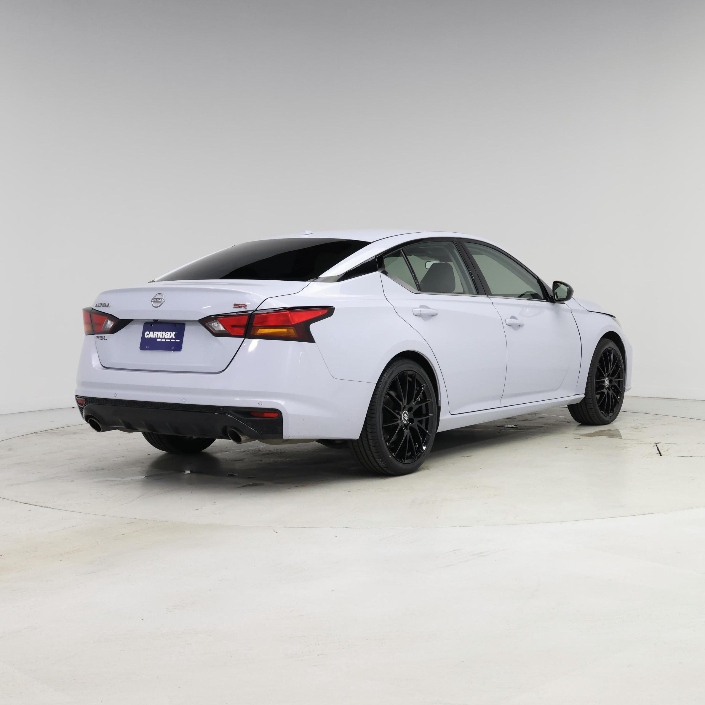 Thumbnail: 2023 Nissan Altima - 8