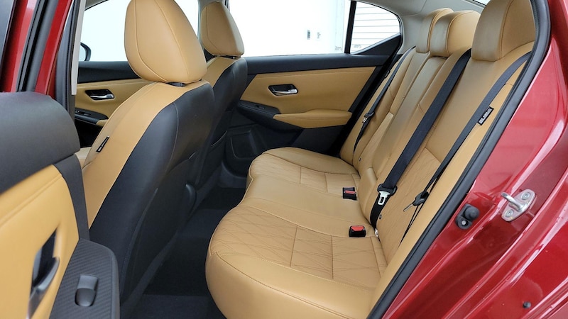 2022 Nissan Sentra SV 20