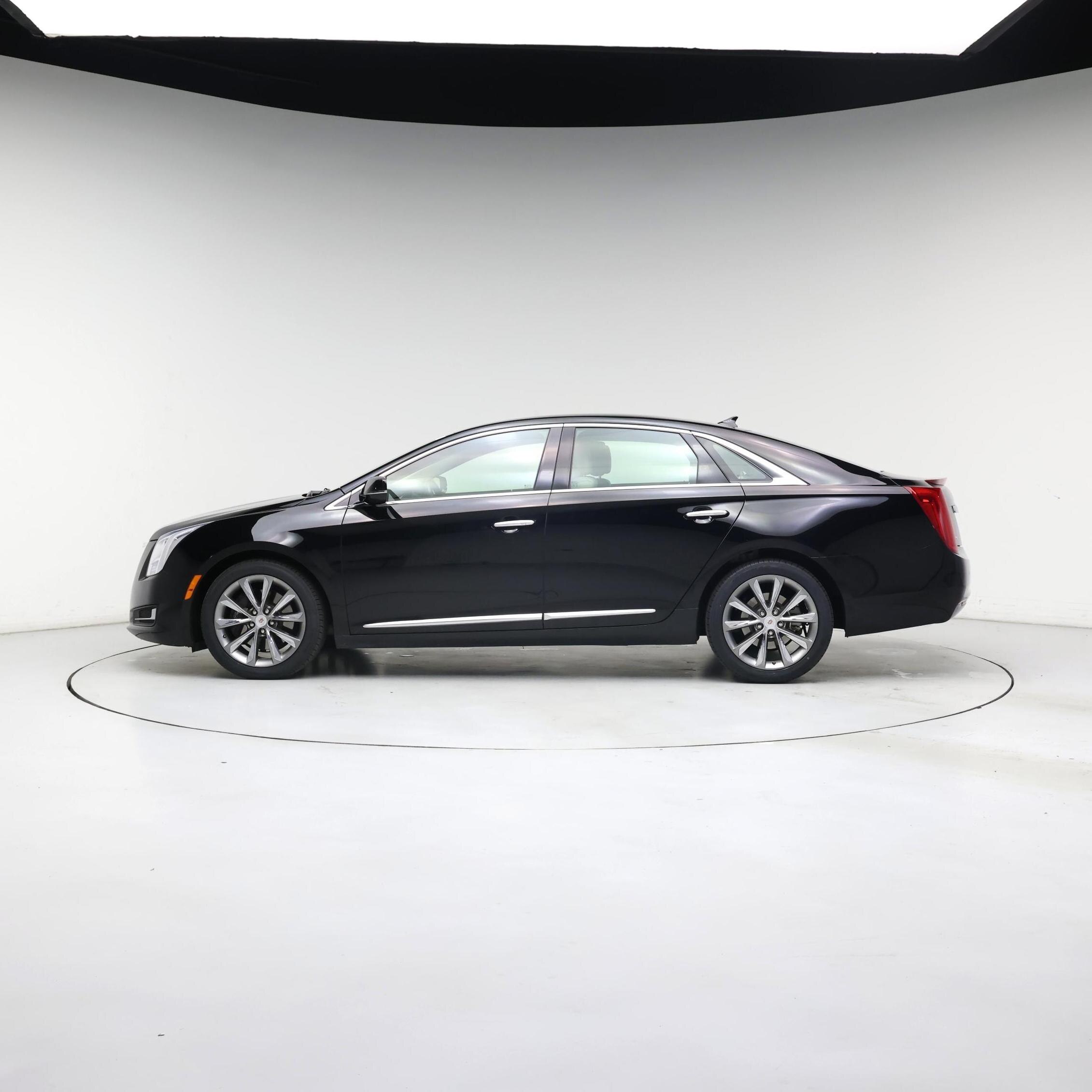 Thumbnail: 2014 Cadillac XTS - 3