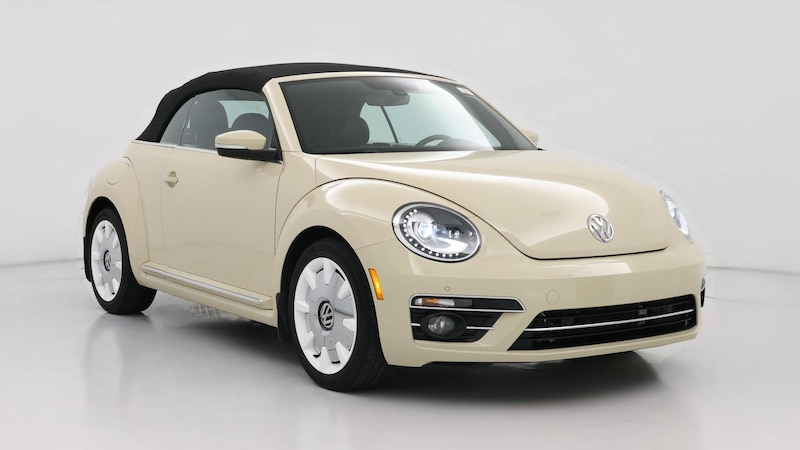 2019 Volkswagen Beetle S Hero Image
