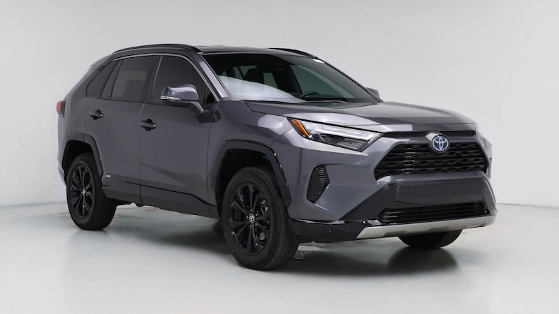 2022 Toyota RAV4 SE Hero Image