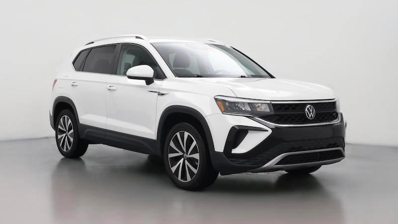 2023 Volkswagen Taos SE Hero Image