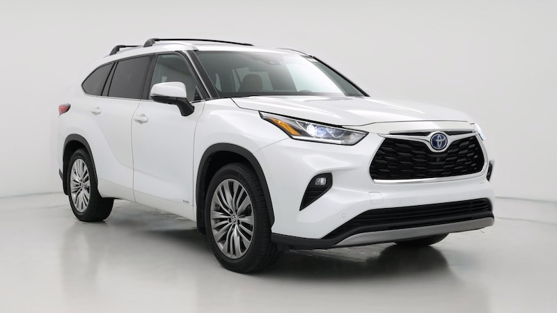 2022 Toyota Highlander Platinum Hero Image