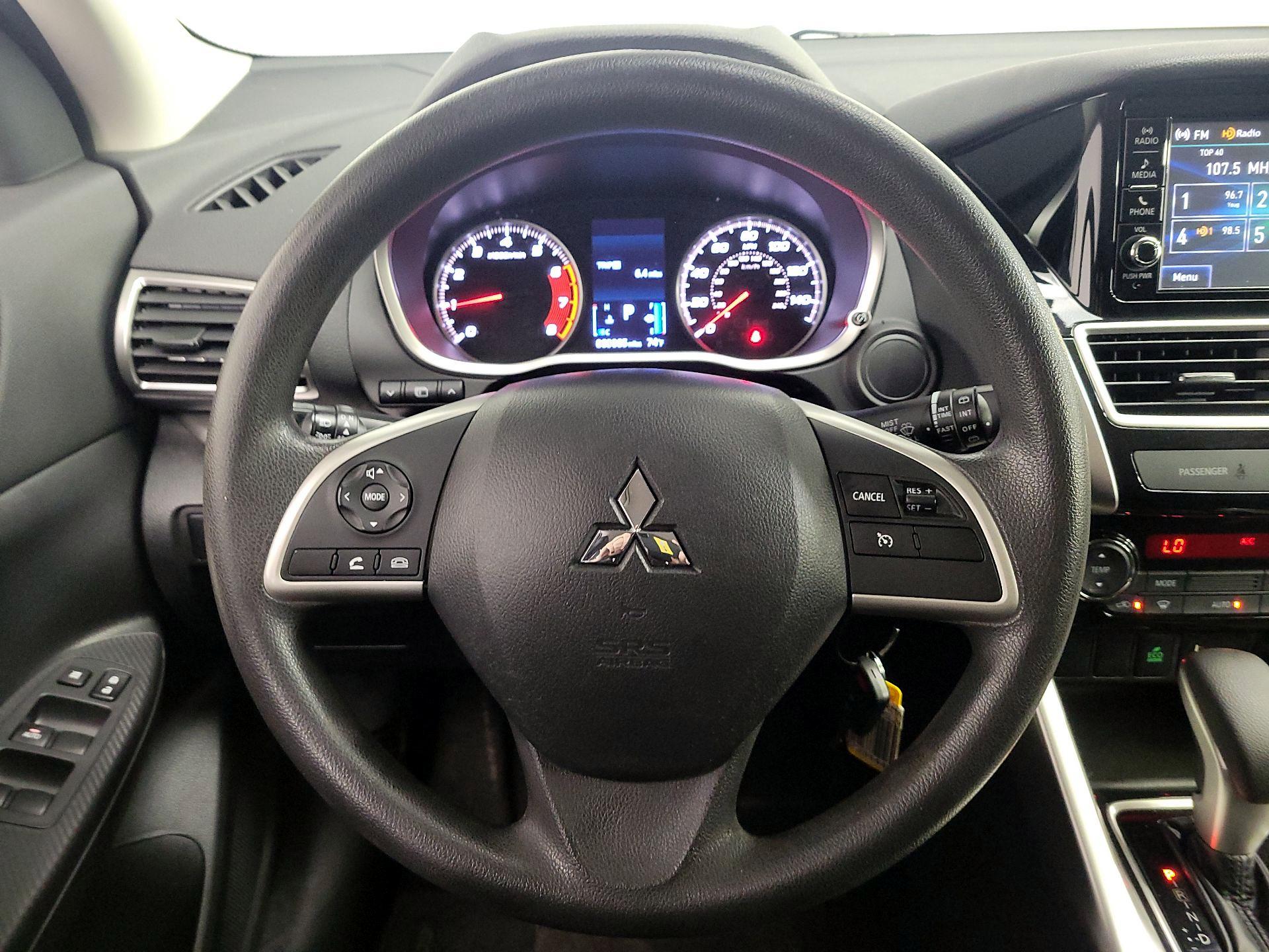 Thumbnail: 2020 Mitsubishi Eclipse Cross - 10