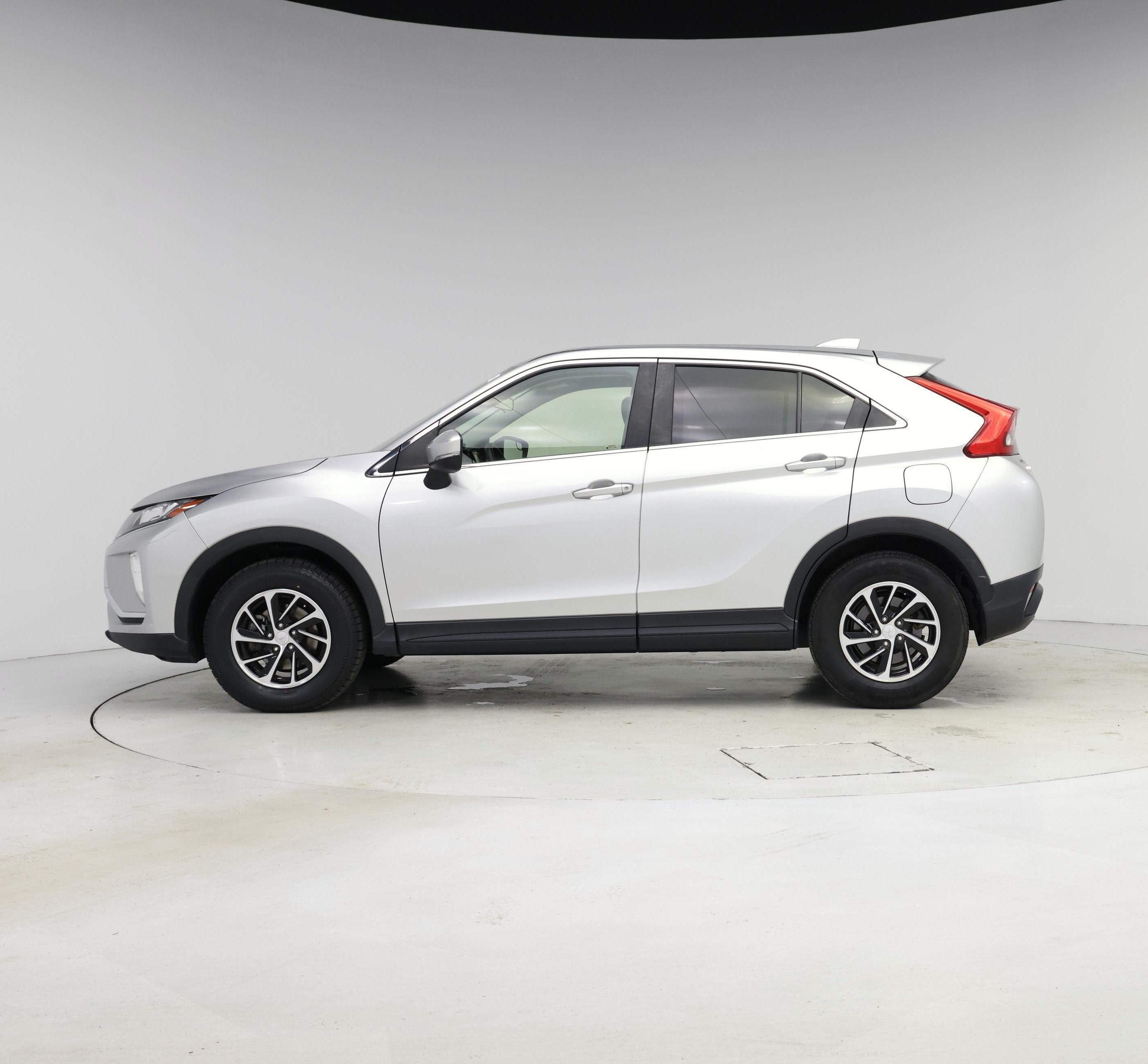 Thumbnail: 2020 Mitsubishi Eclipse Cross - 3