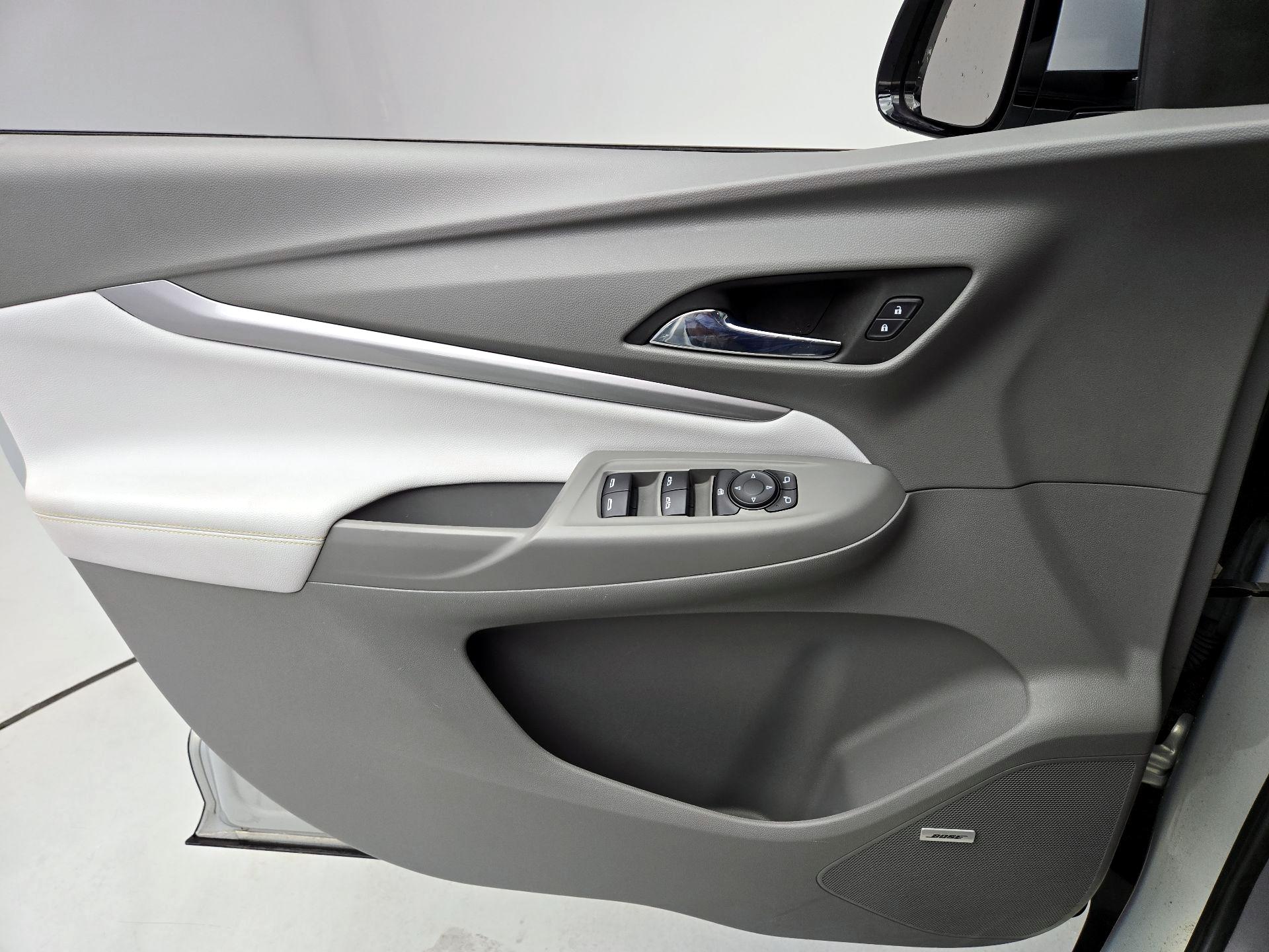 Thumbnail: 2022 Chevrolet Bolt EUV - 12