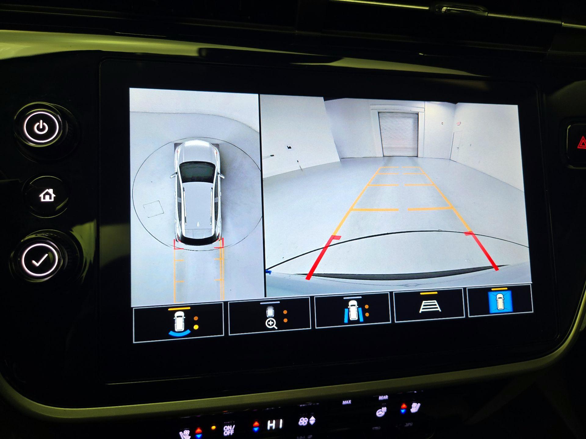 Thumbnail: 2022 Chevrolet Bolt EUV - 15