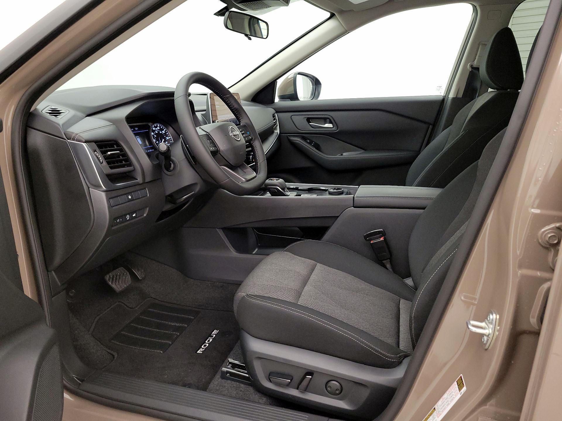 Thumbnail: 2025 Nissan Rogue - 11