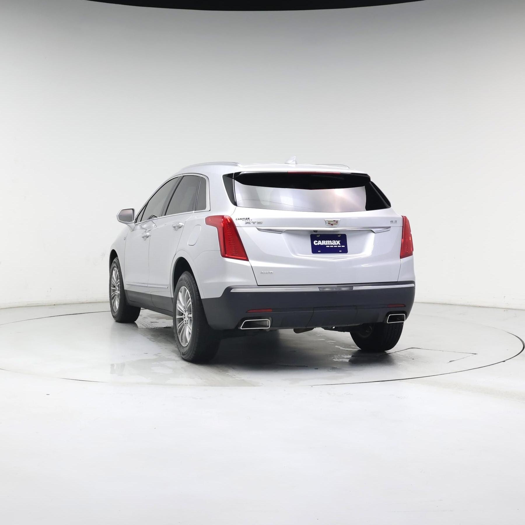 Thumbnail: 2017 Cadillac XT5 - 2
