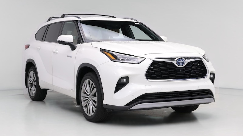2021 Toyota Highlander Platinum Hero Image