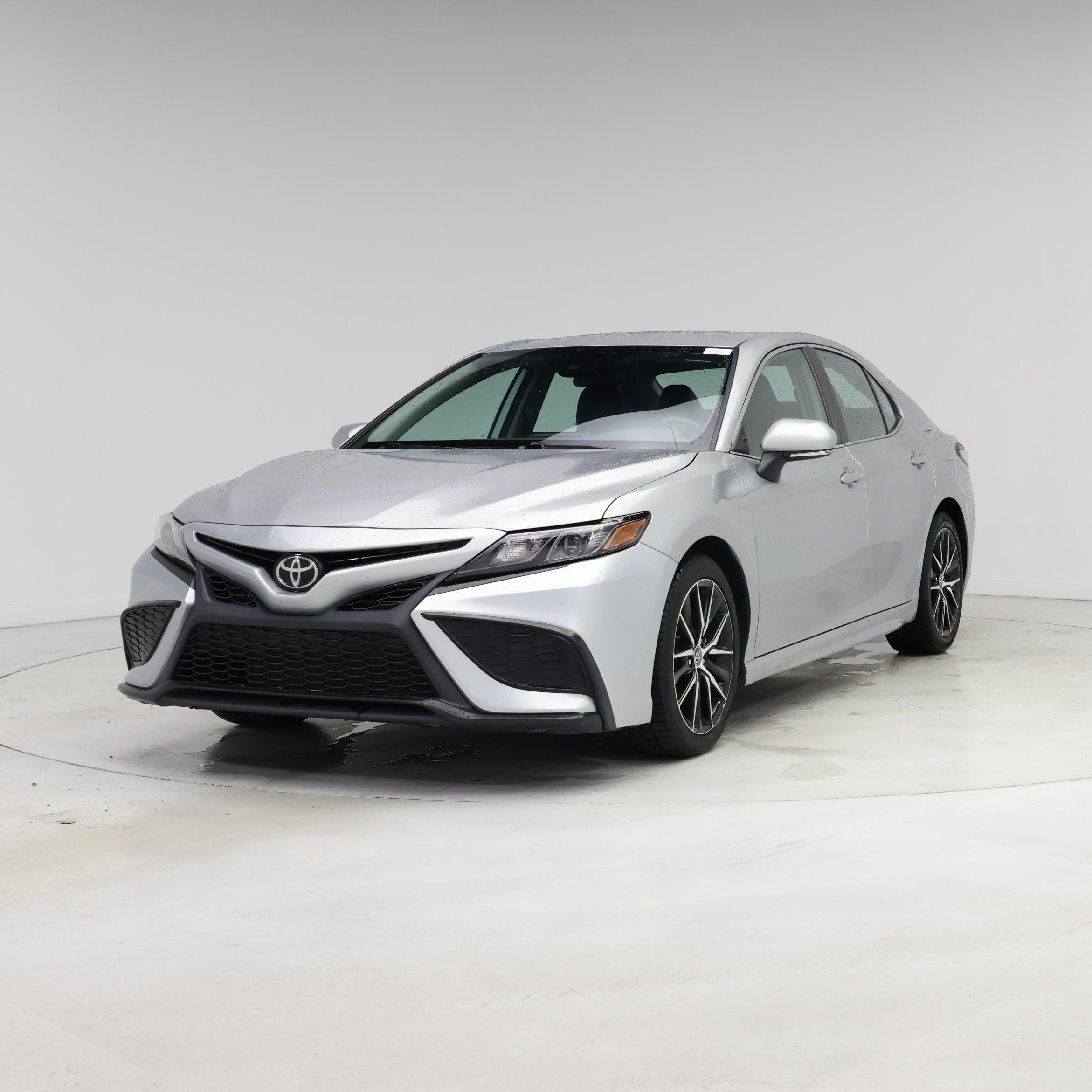 Thumbnail: 2022 Toyota Camry - 4