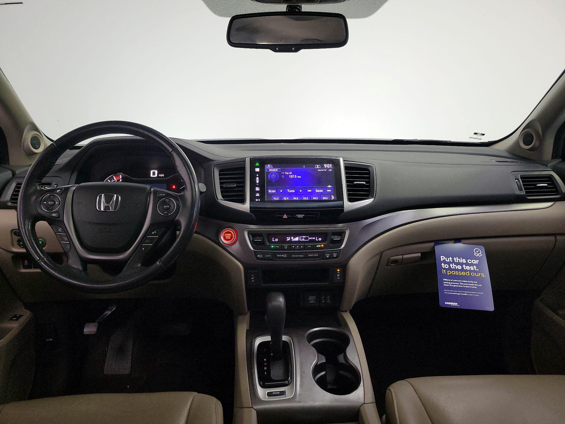 Thumbnail: 2016 Honda Pilot - 9