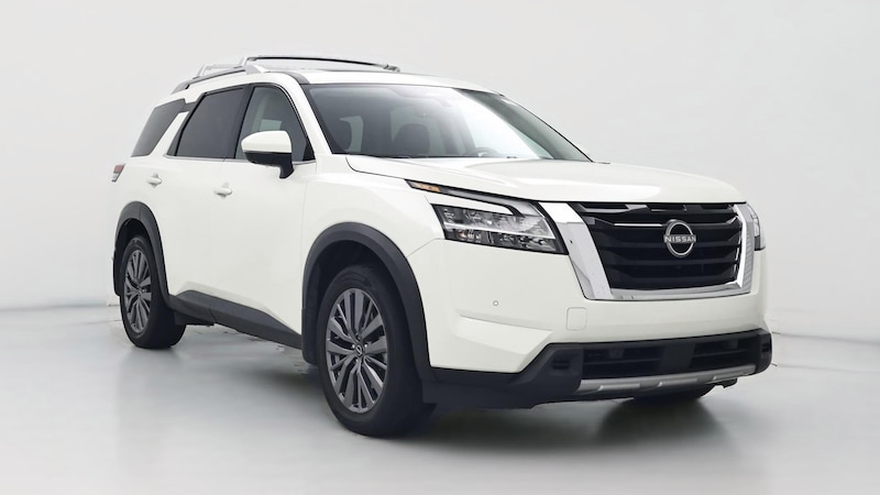 2024 Nissan Pathfinder SL Hero Image