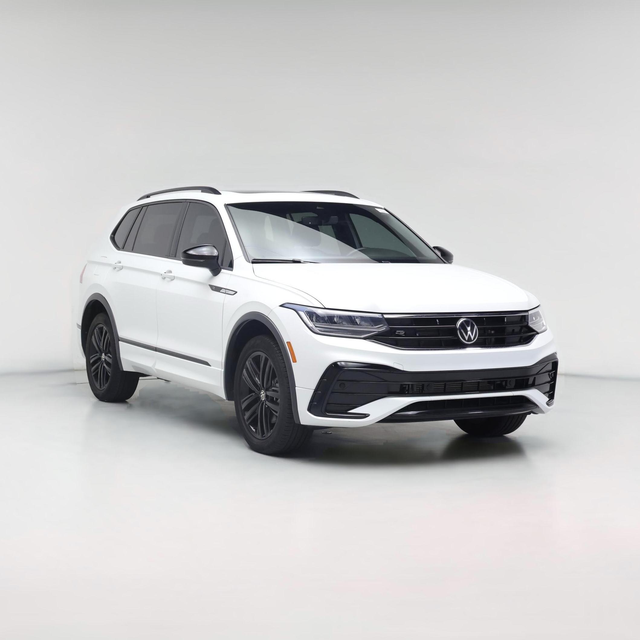 Thumbnail: 2022 Volkswagen Tiguan - 1