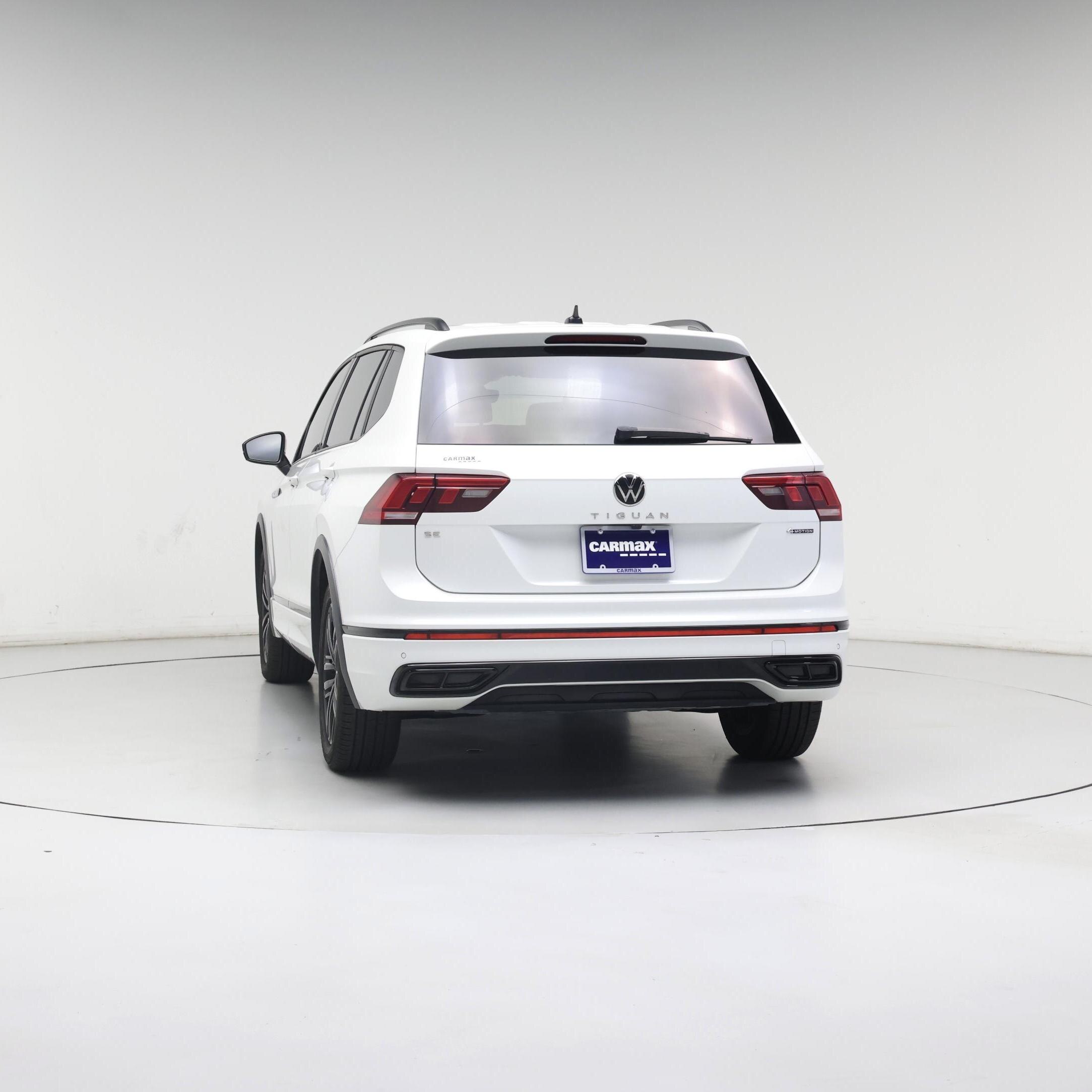 Thumbnail: 2022 Volkswagen Tiguan - 6