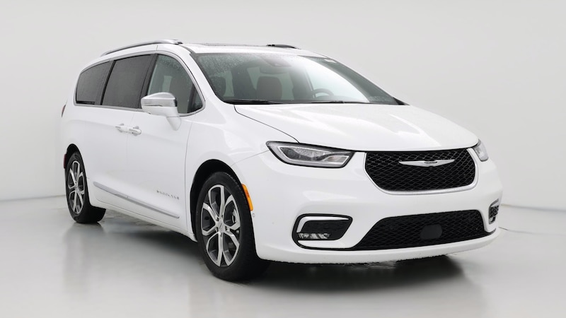 2024 Chrysler Pacifica Pinnacle Hero Image