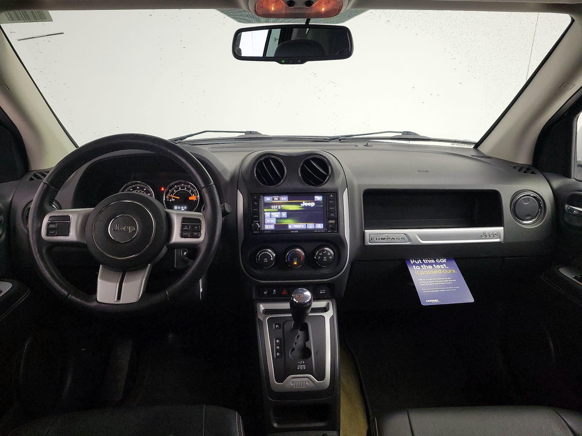 Thumbnail: 2016 Jeep Compass - 9