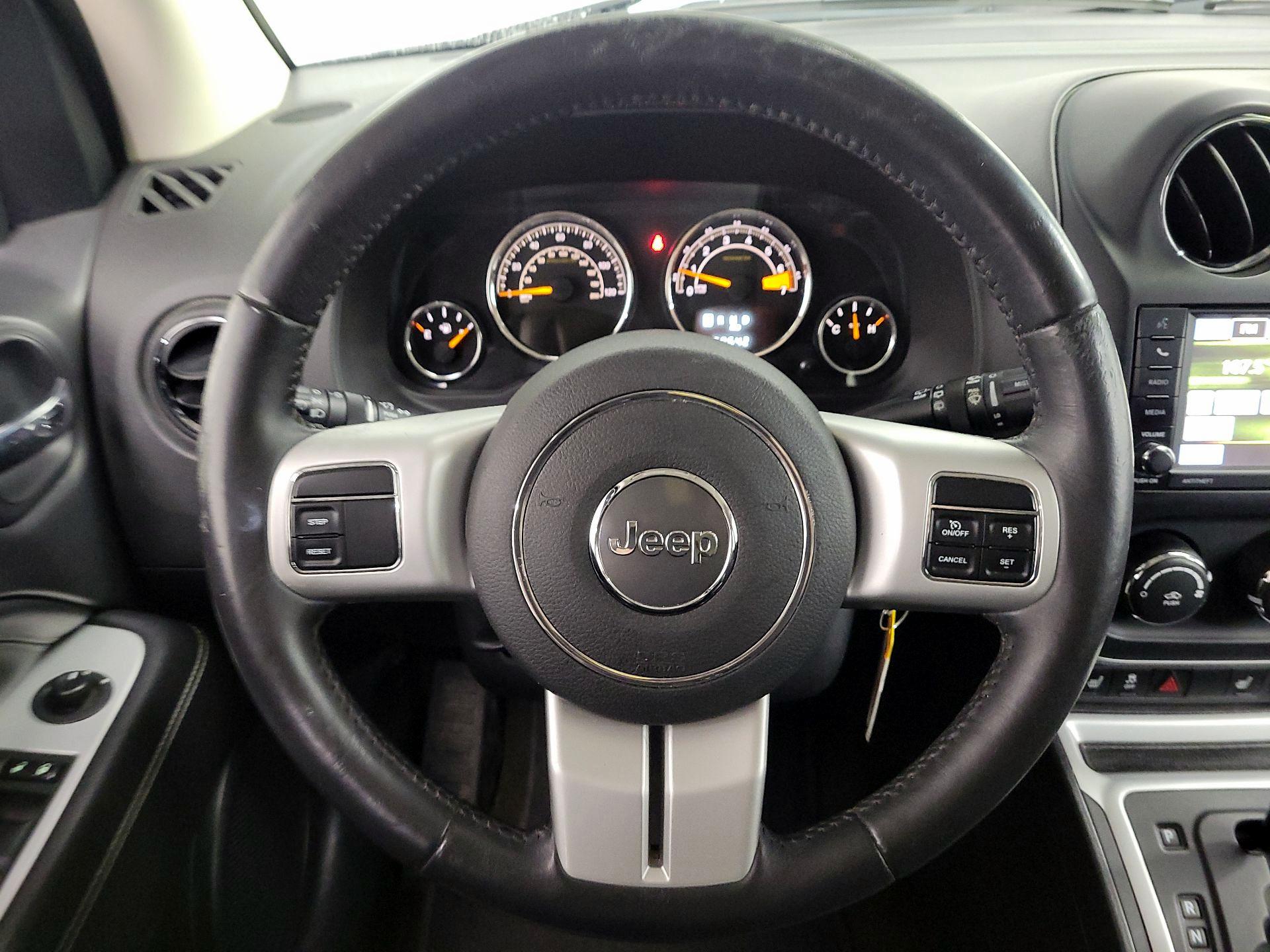 Thumbnail: 2016 Jeep Compass - 10