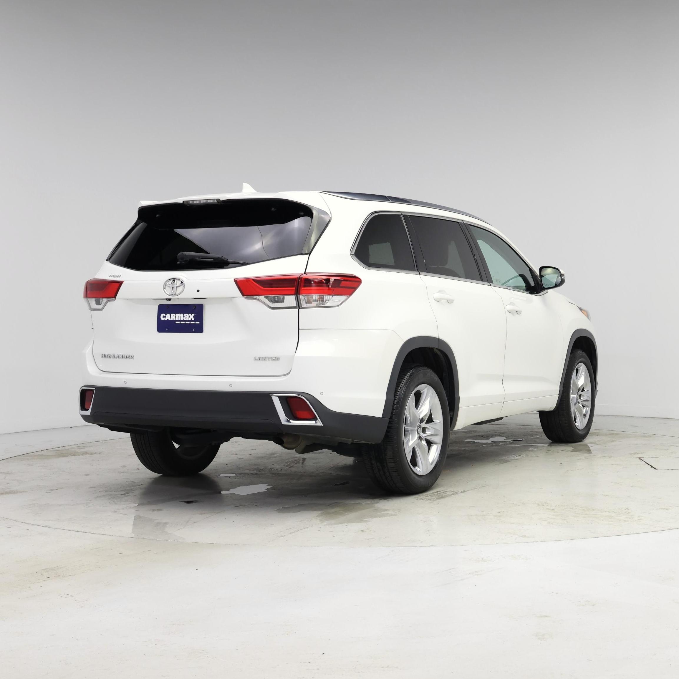 Thumbnail: 2018 Toyota Highlander - 8
