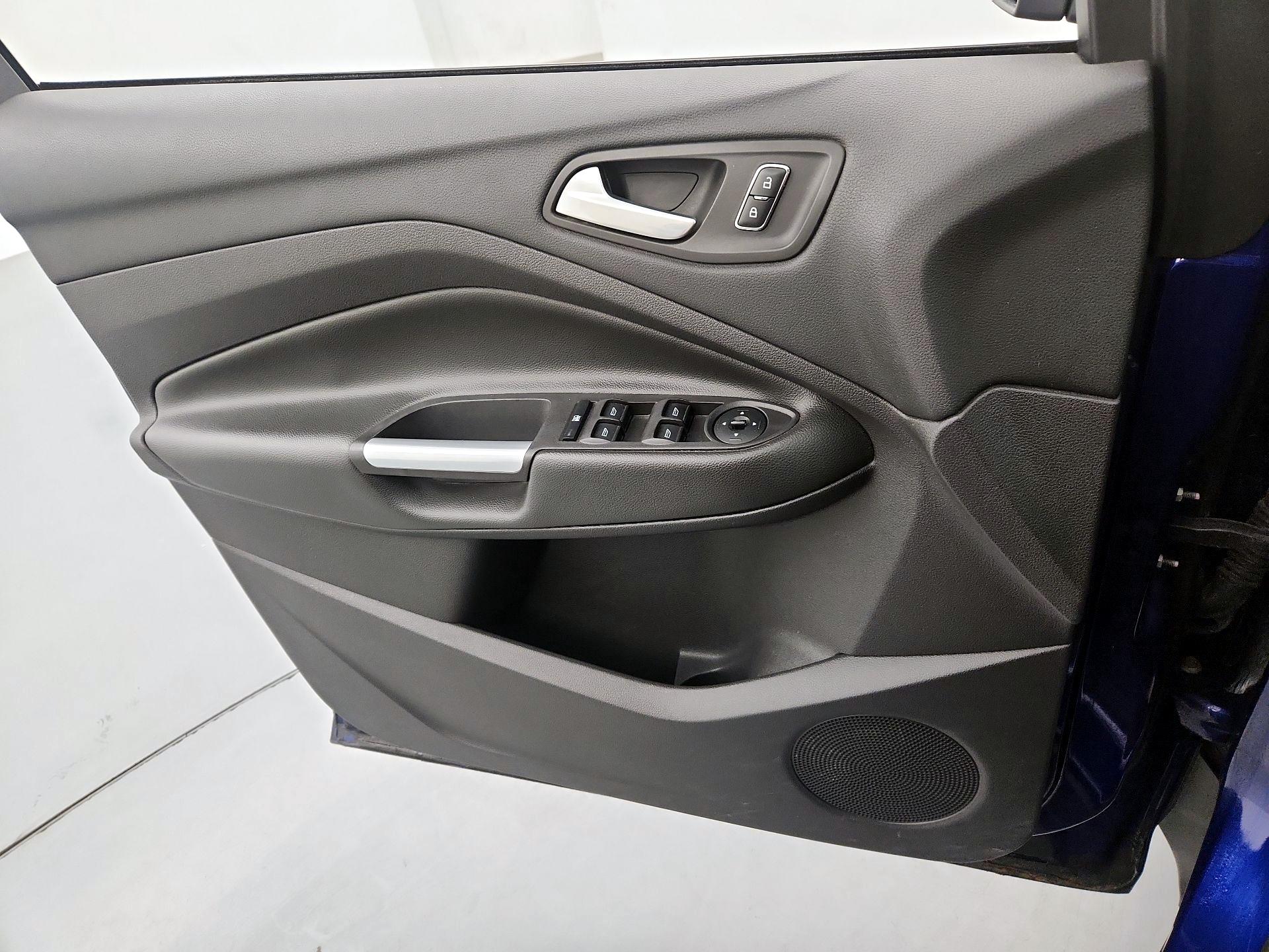 Thumbnail: 2013 Ford Escape - 12