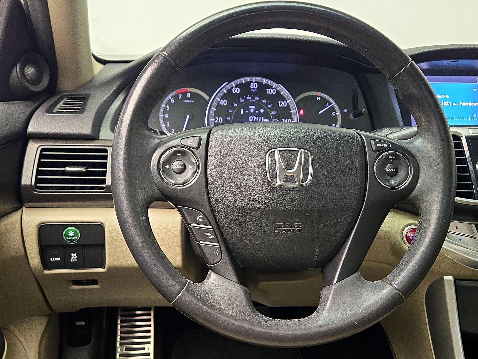 Thumbnail: 2013 Honda Accord - 10