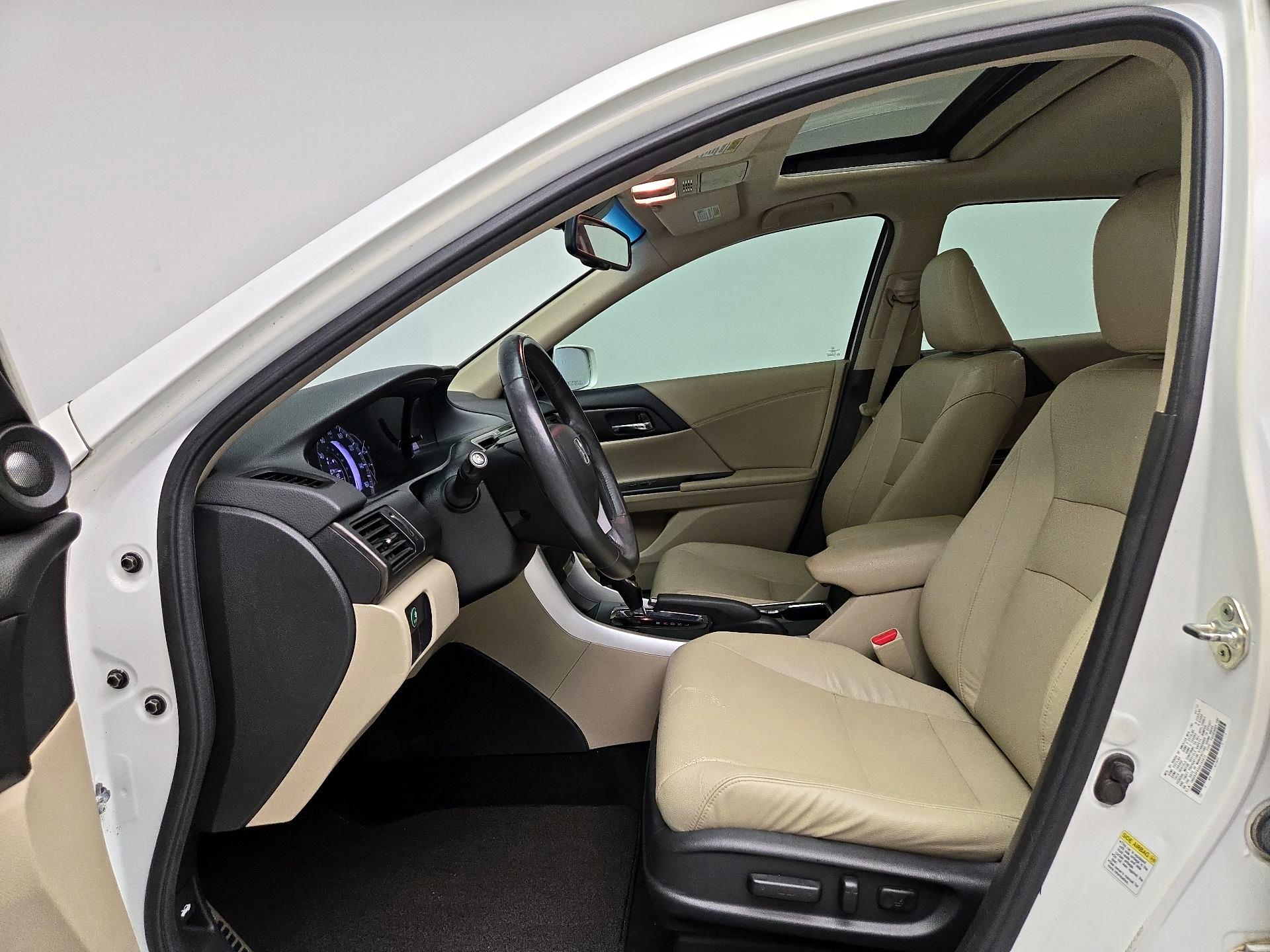 Thumbnail: 2013 Honda Accord - 11