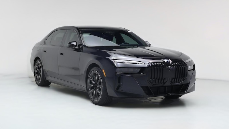 2023 BMW i7 xDrive60 Hero Image