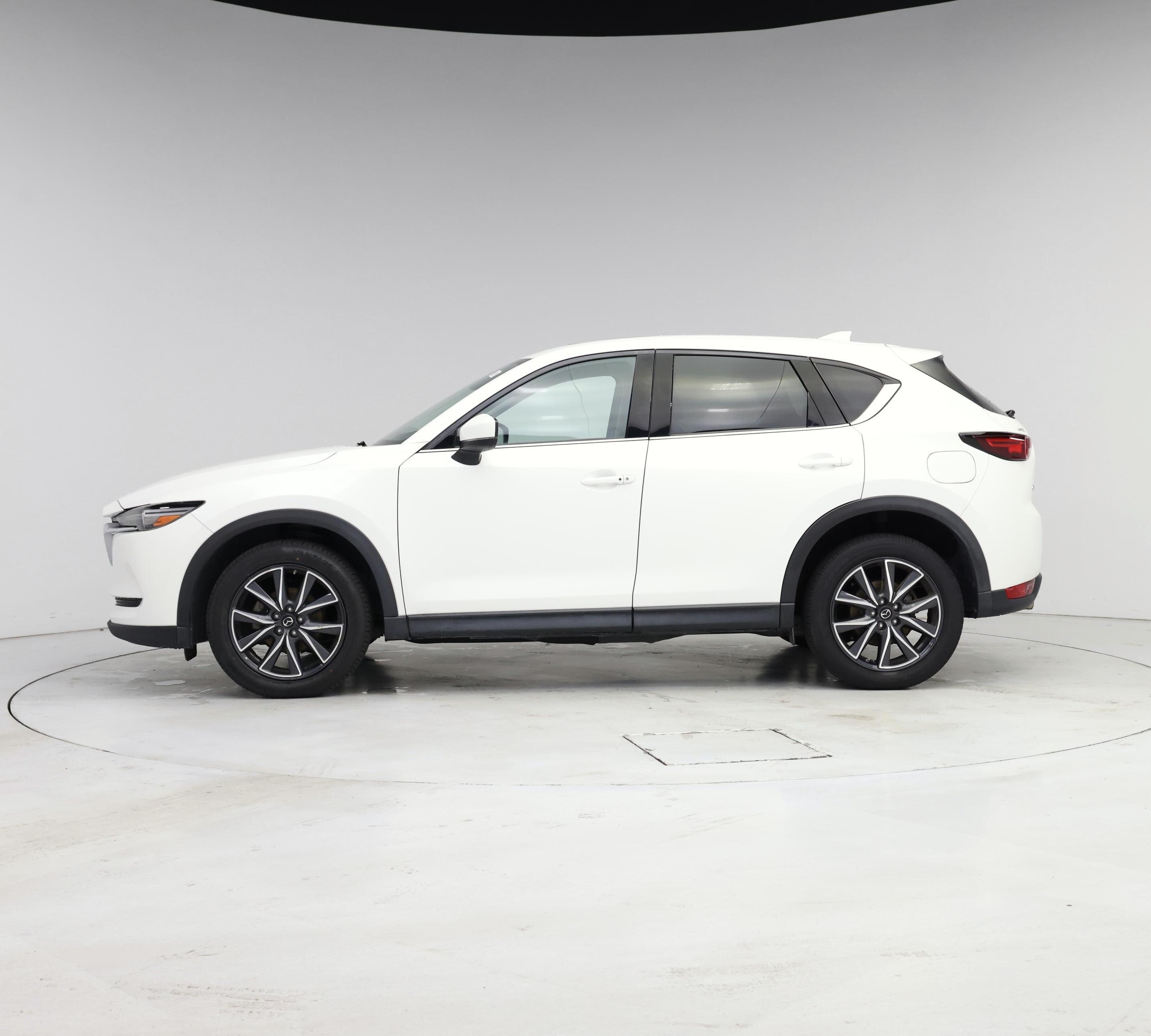 Thumbnail: 2018 Mazda CX-5 - 3