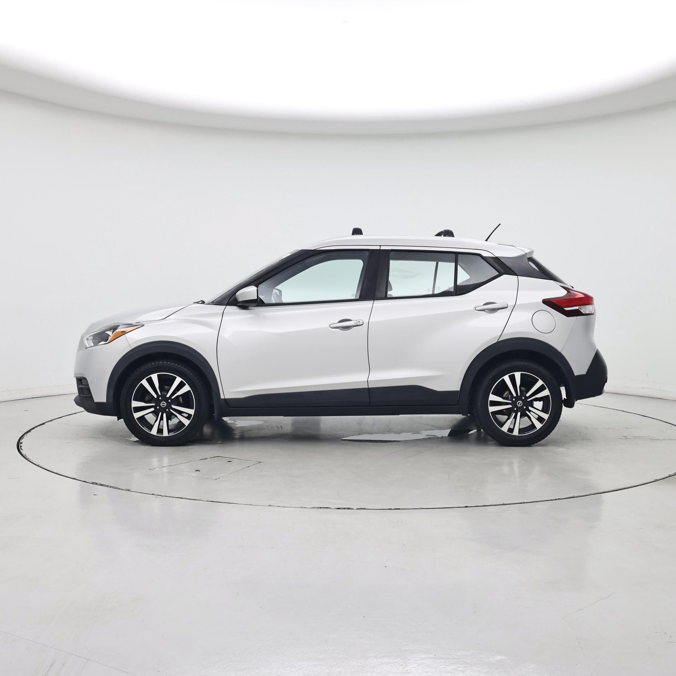 Thumbnail: 2018 Nissan Kicks - 3