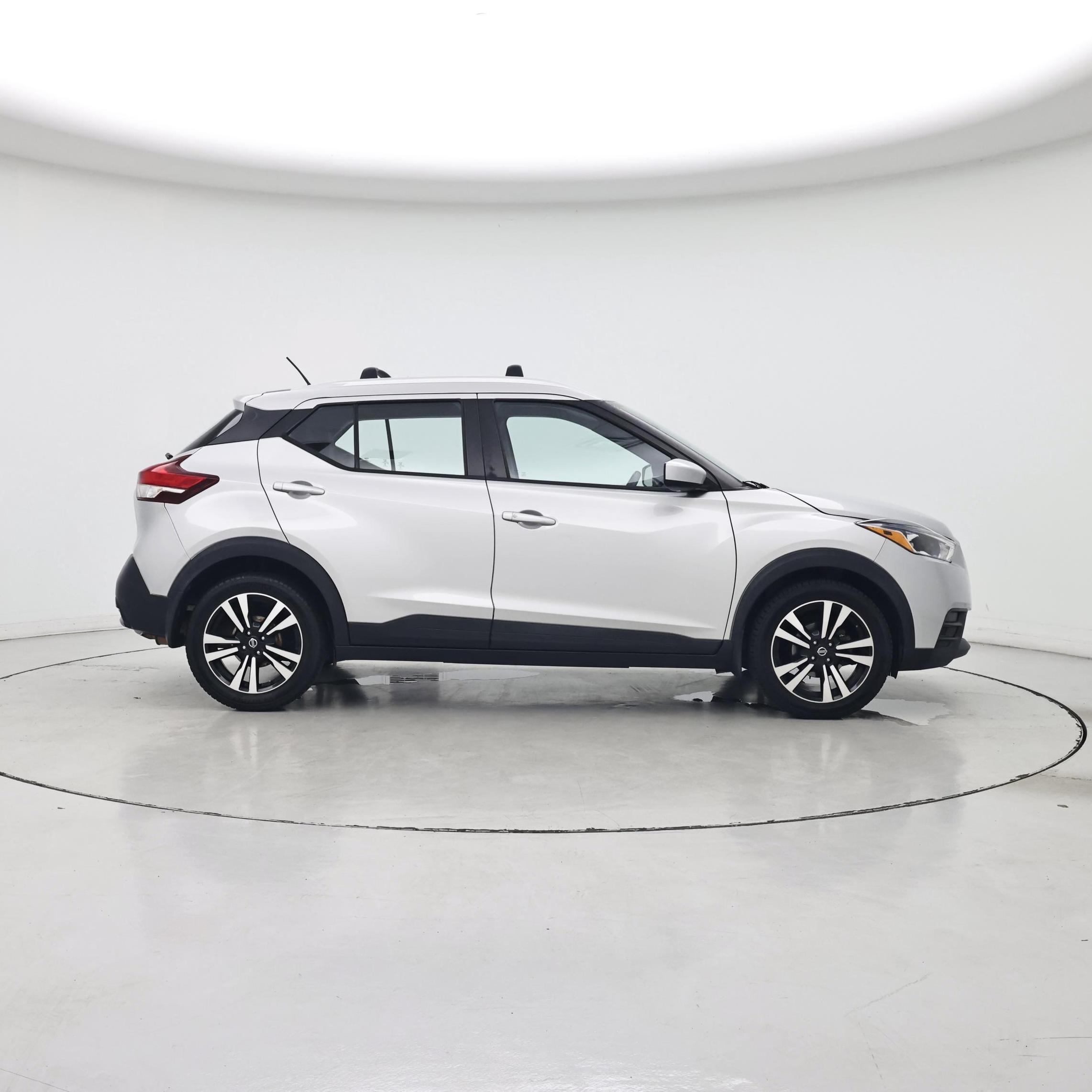Thumbnail: 2018 Nissan Kicks - 7