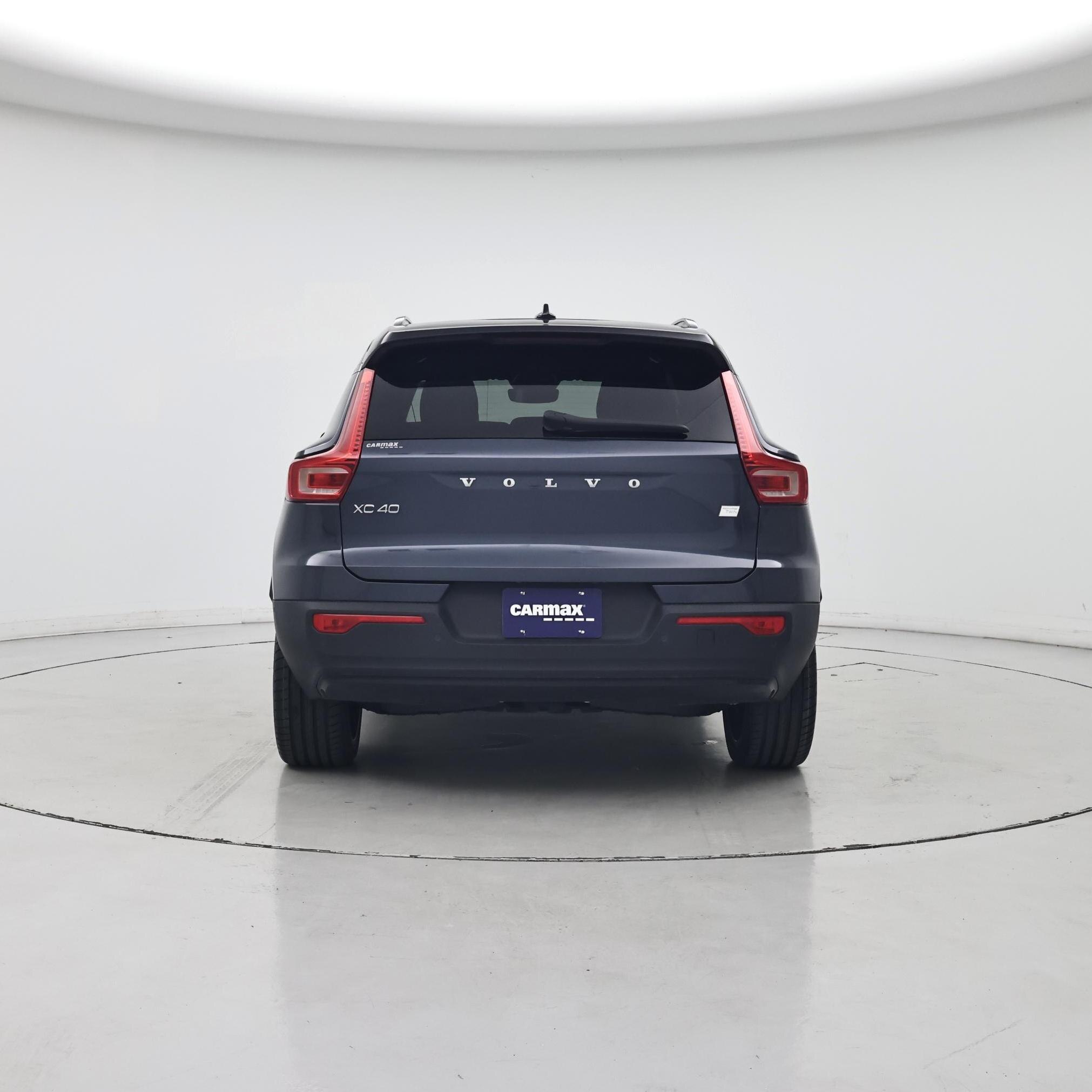 Thumbnail: 2022 Volvo XC40 - 6