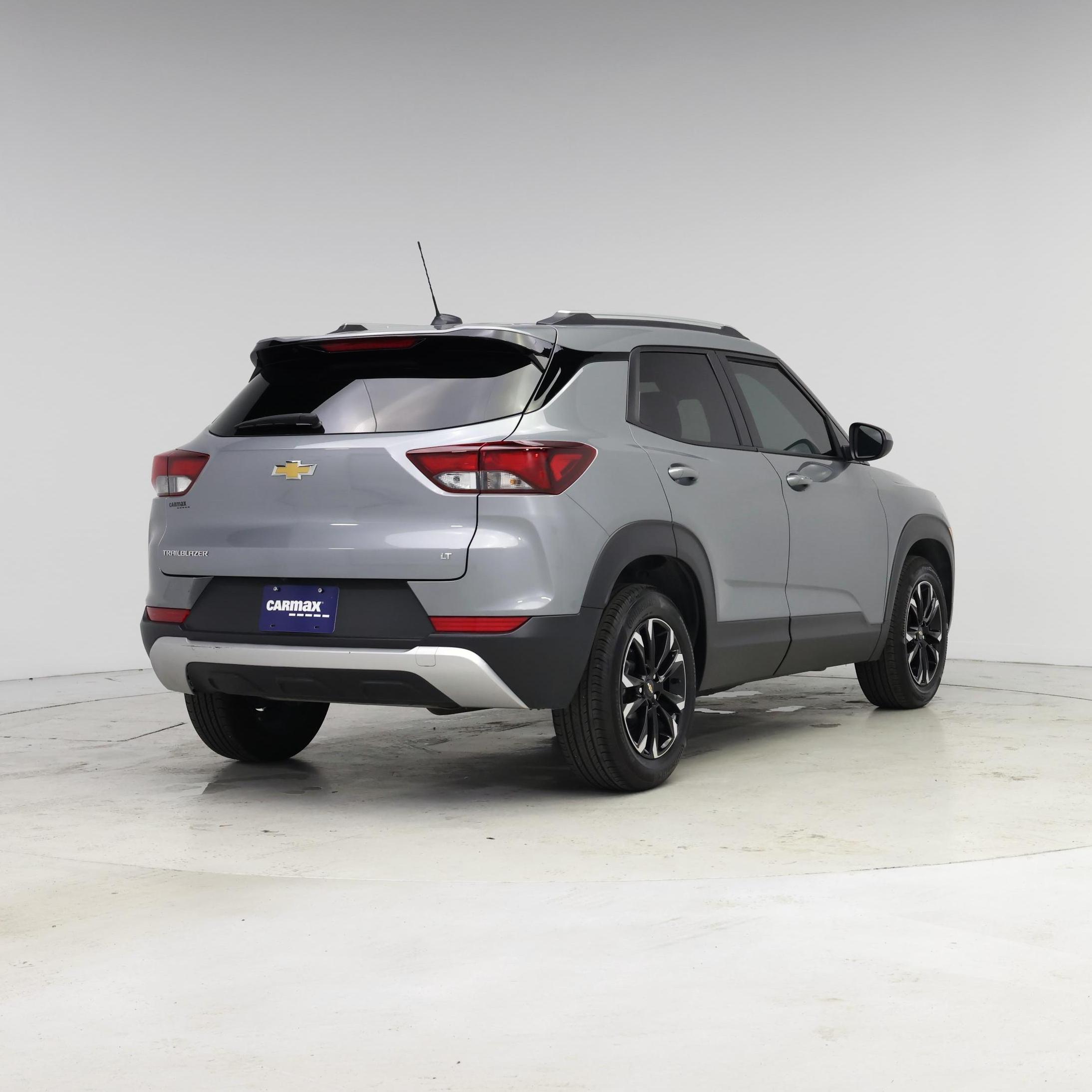 Thumbnail: 2023 Chevrolet TrailBlazer - 8