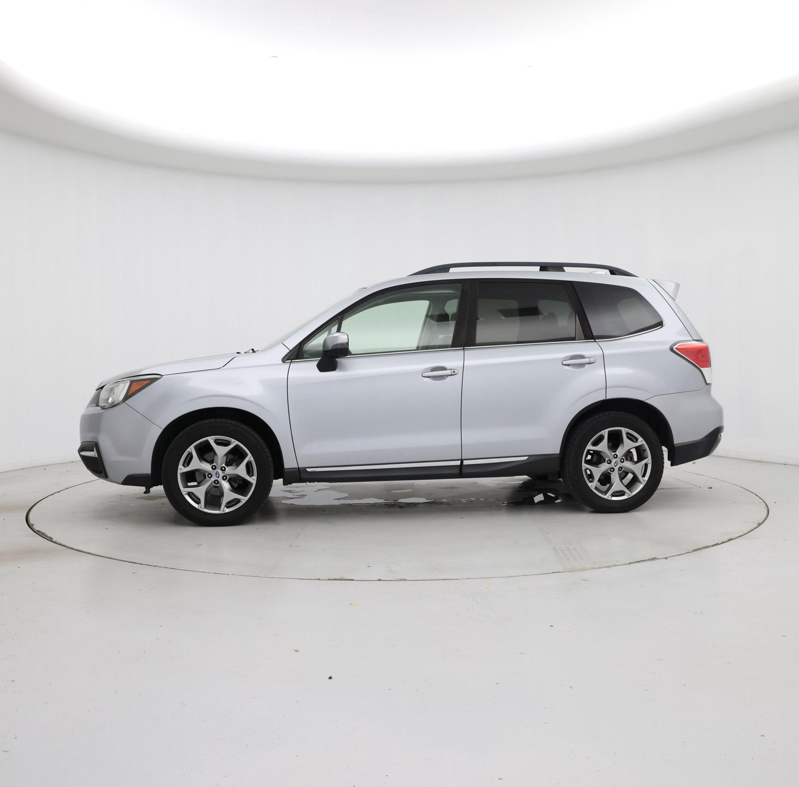 Thumbnail: 2017 Subaru Forester - 3