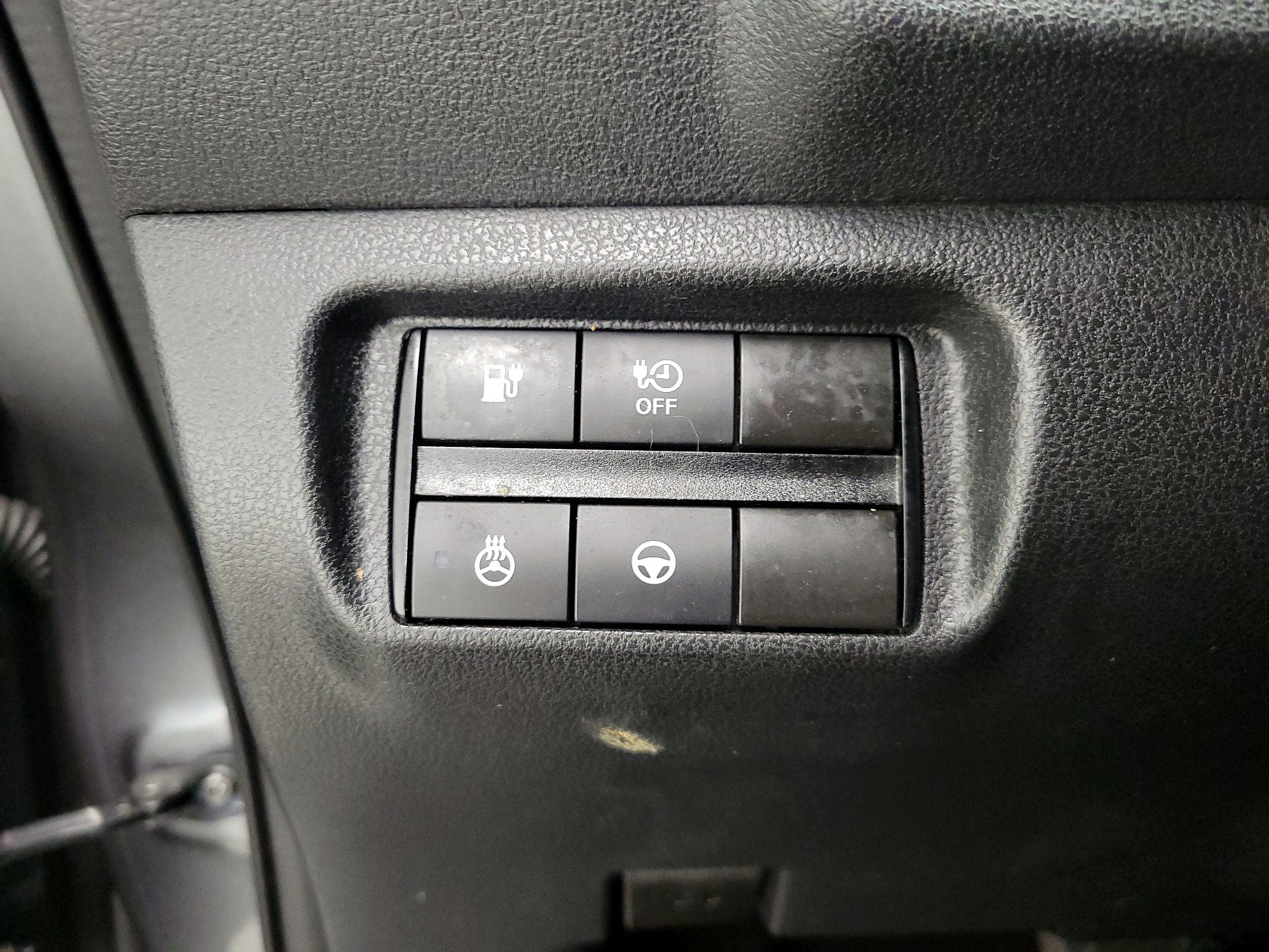 Thumbnail: 2018 Nissan Leaf - 13